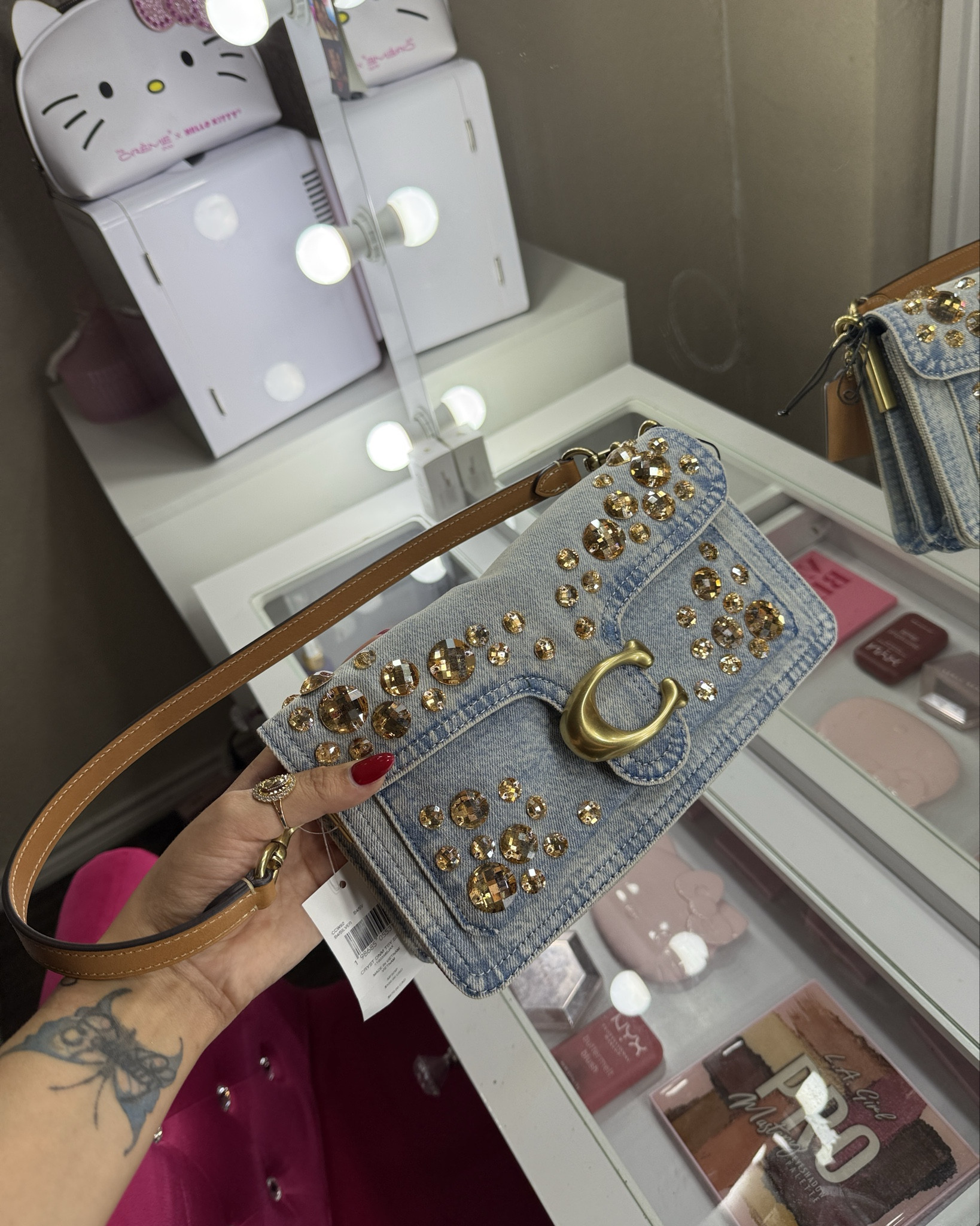 Coach for Christmas ✨

#LTKSeasonal #LTKBeauty #LTKGiftGuide