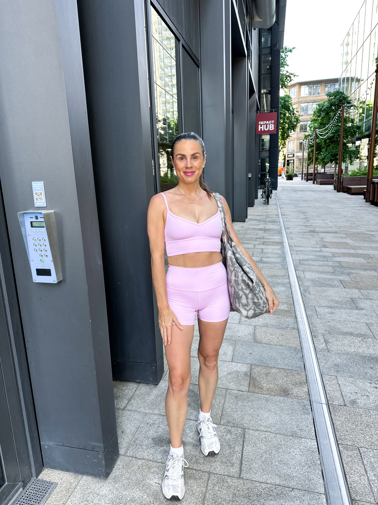 Loving my new Lululemon gym set 💪🏼💕

Lululemon Align Sweetheart Bra, Lululemon Align High-rise Shorts, New Balance 530, Alo Yoga Bag!

#LTKstyletip #LTKuk #LTKfitness