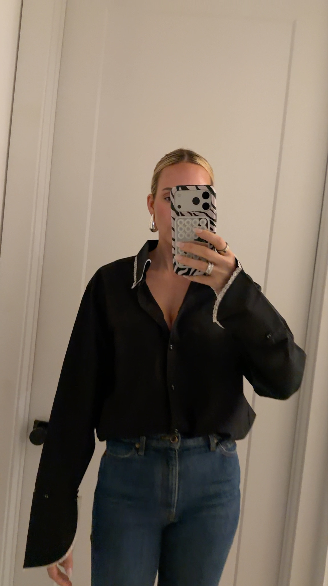 I’m wearing a small in the top. It’s already oversized. I bought the matching shorts, but it was just a bit chilly to wear them last night. I bought the shorts in small as well. ￼

#LTKTall #LTKootd #LTKdayinmylife