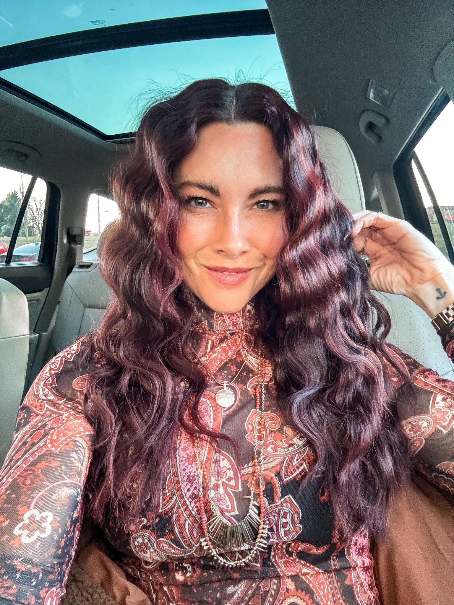 Merlot mermaid waves 🧜🏼‍♀️ 

Merlot hair, cherry cola hair, hair waver, beach waves

#LTKgrwm #LTKBeauty #LTKFindsUnder50