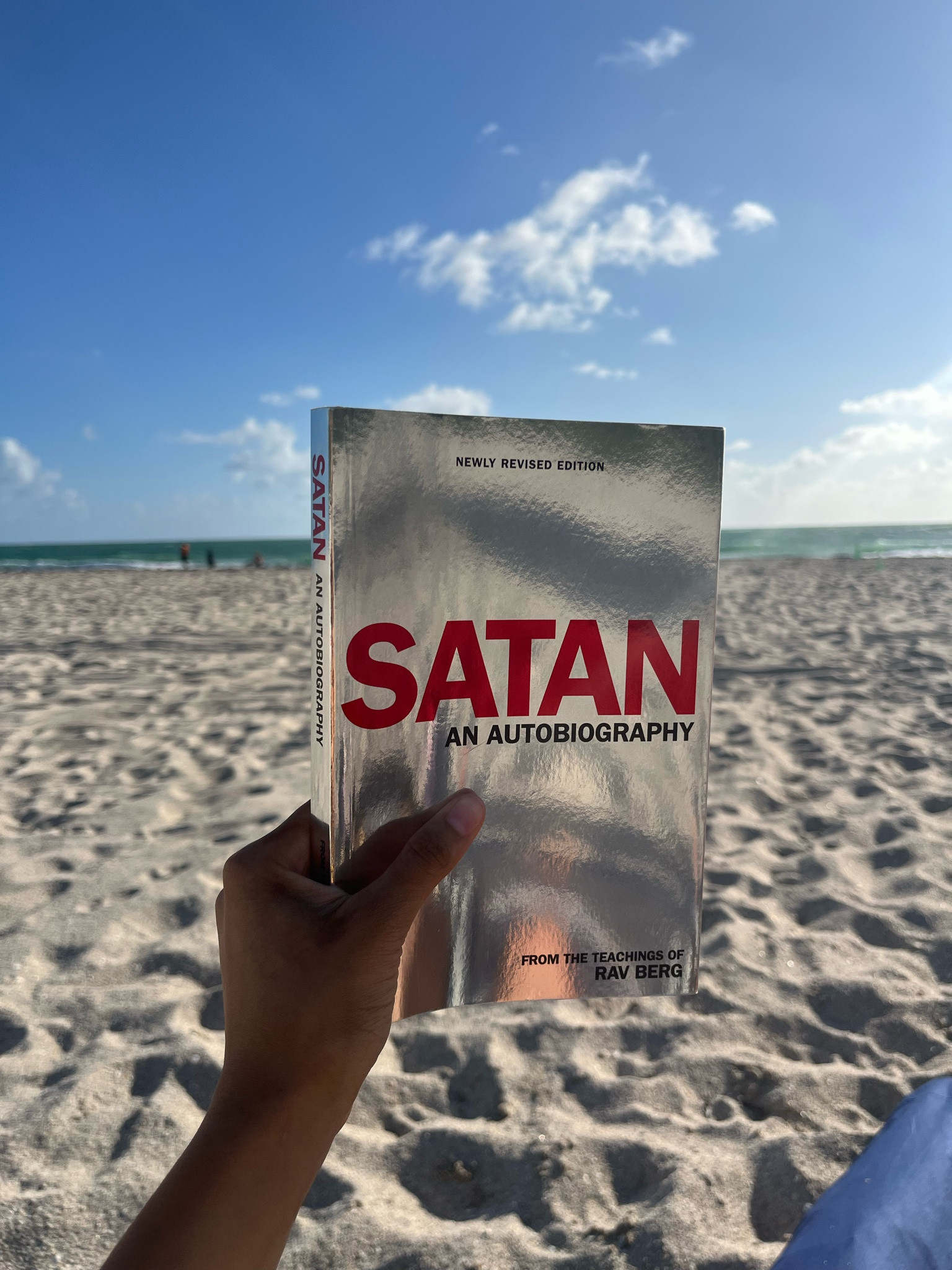 A great eye opening read

#LTKGiftGuide