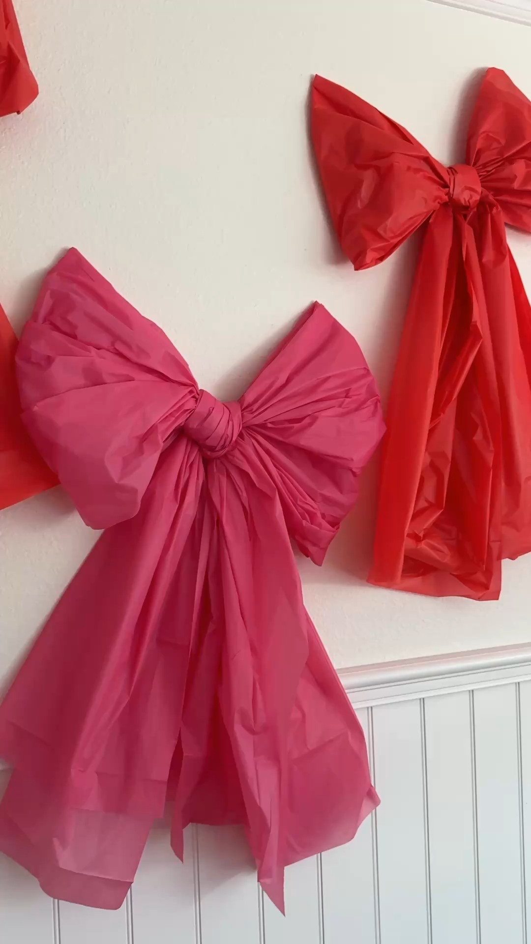 How to make table cloth bows 💖🎀

#LTKValentine #LTKSeasonal