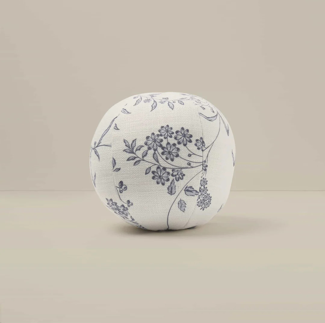 Sphere Pillow | Kit | House of Noa (formerly Little Nomad)