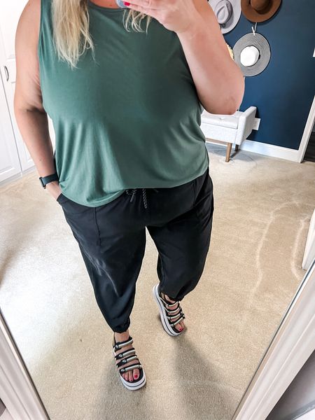 Plus size casual outfit with cargo joggers, tank top, and platform sandals. 

Plus size casual outfit 
Plus size cargo 
Old navy style 
Nike sandals 
Plus size ootd 
Comfy casual
Nike sandals 


#LTKstyletip #LTKover40 #LTKplussize