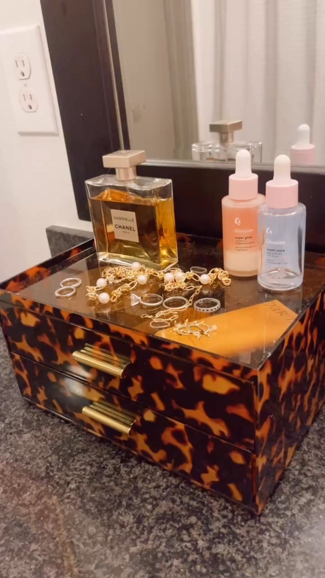 I’ve been loving this Oak Essentials scrub but the new game changer to my nighttime routine is the cleansing balm from Colleen Rothschild! Any traces of the days makeup simply melt away - it’s incredible - and leaves your skin feeling and smelling like you just got the best facial of your life!!



#LTKBeauty #LTKStyleTip #LTKFindsUnder100