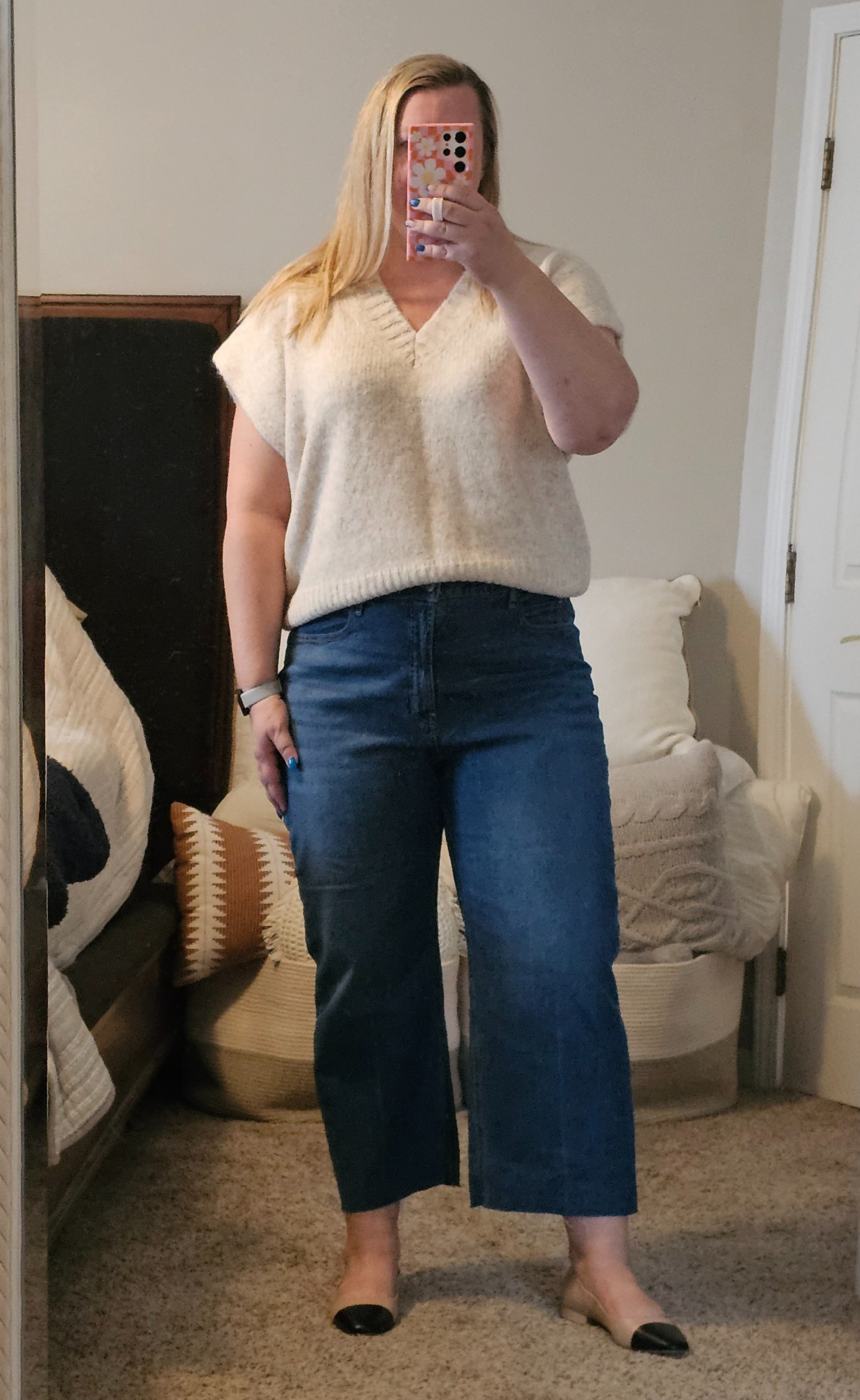 This is one of last years looks from the nsale, but they have very similar items this year.  The denim is the same, but sweater shoes are slightly different. 

#LTKSummerSales #LTKxNSale #LTKMidsize