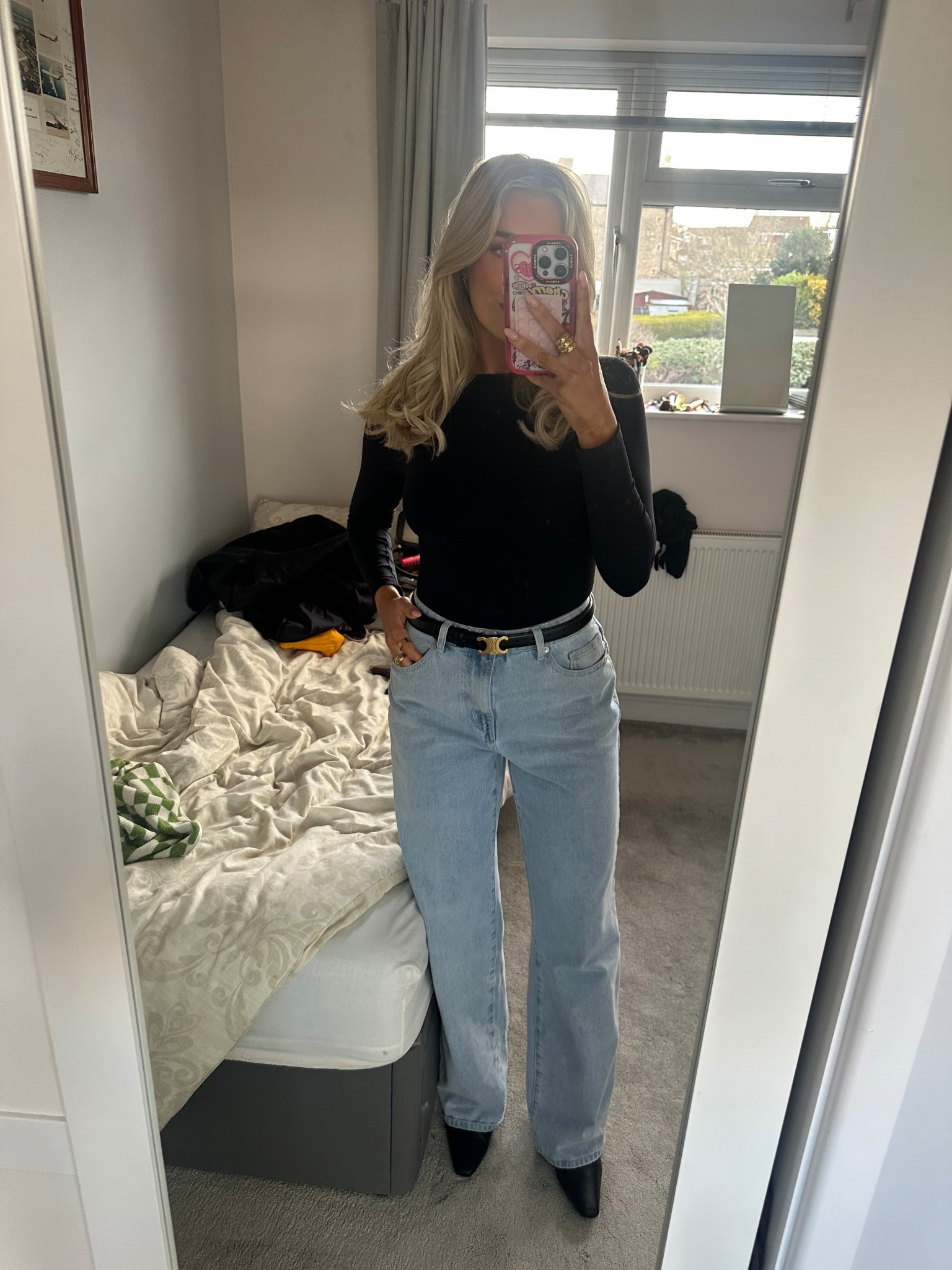 Staple base outfit! The perfect jeans, love the belt too! Amazon 😅😍

Casual ootd, casual outfit; Amazon, Celine 

#LTKuk #LTKwinter #LTKjeans