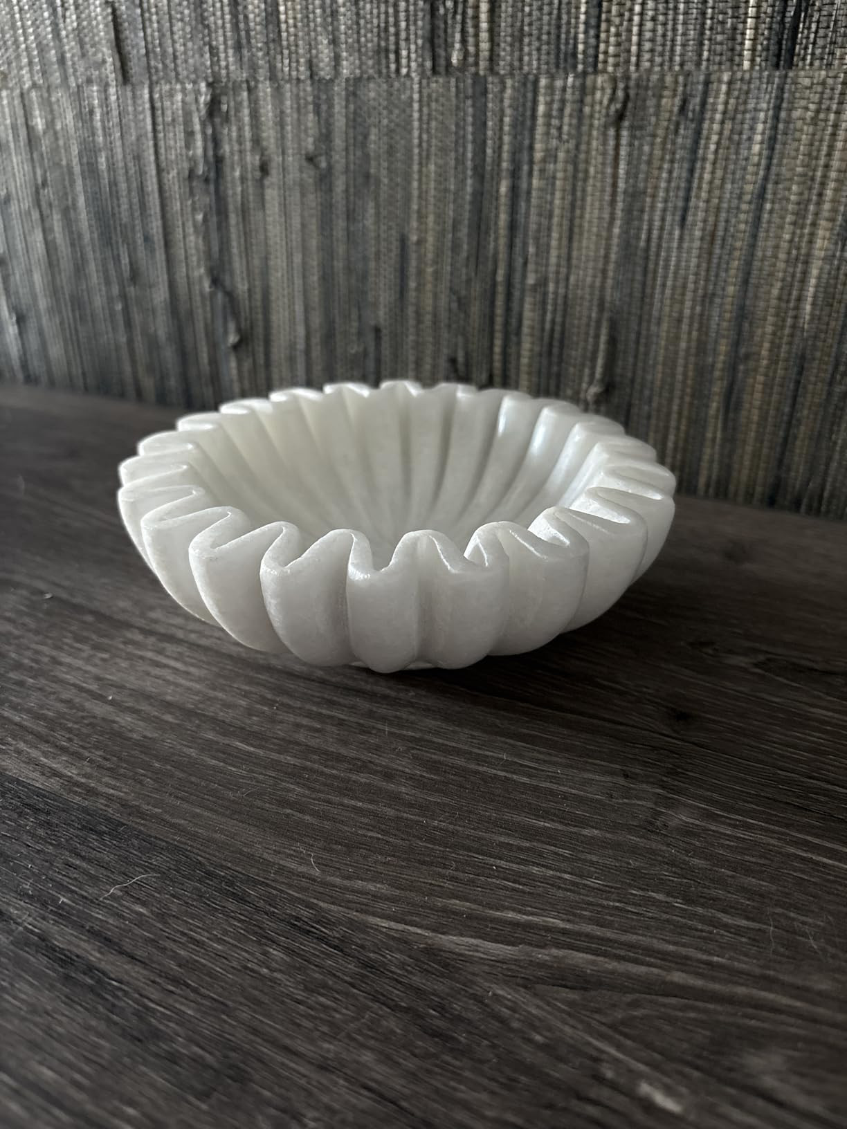 SWADESHI BLESSINGS HandCrafted Marble Ruffle Bowl/Antique Scallop Bowl/Fruit Bowl/Vintage Ring Di... | Amazon (US)