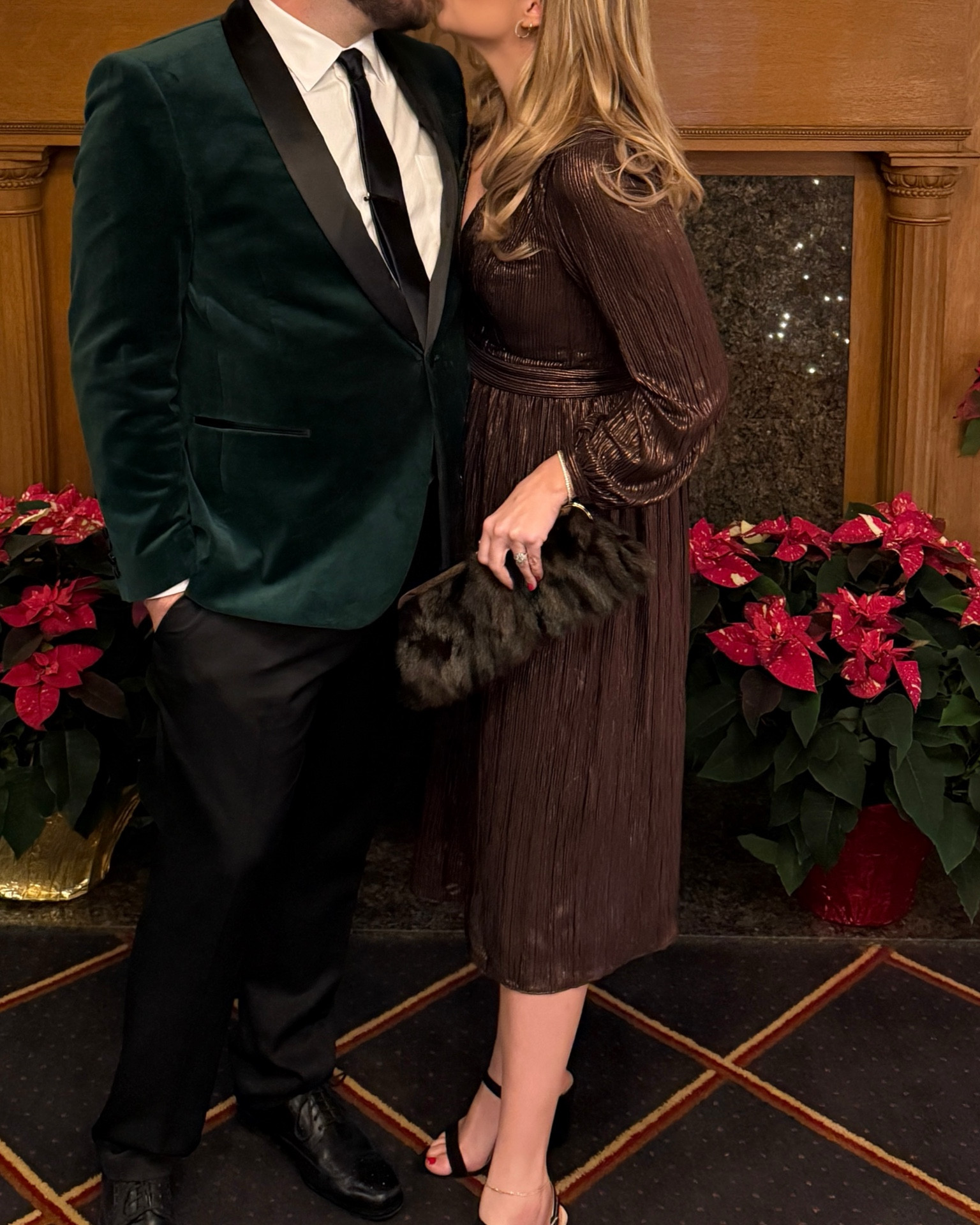 Sparkly NYE dresses 

#LTKHoliday #LTKMidsize #LTKSeasonal