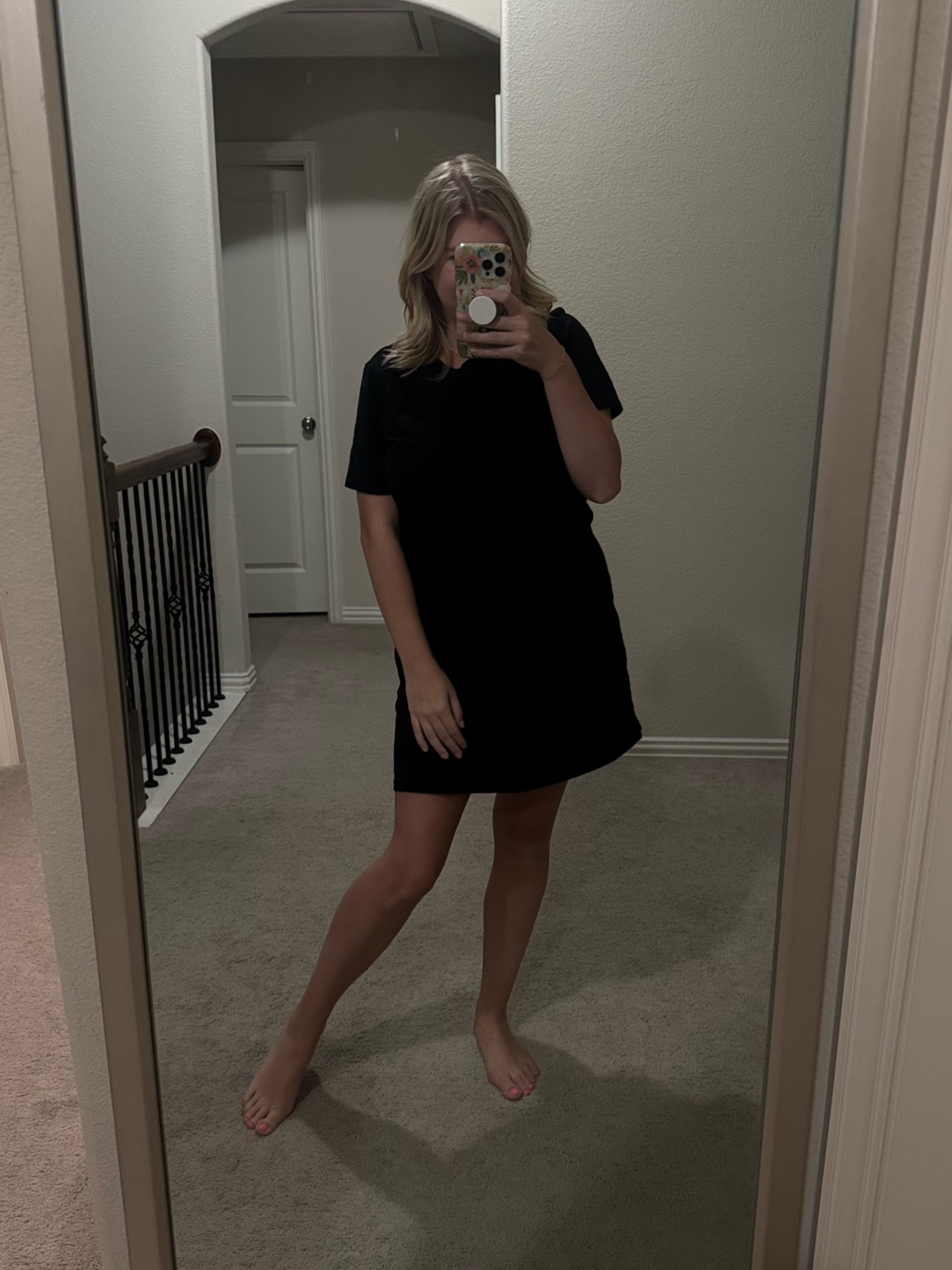 Love this easy dress!!
Sizing:
Medium dress

tshirt dress. summer dress. Old Navy. bump friendly. mom outfit. casual outfit.

#LTKootd #LTKmomlife #LTKBump