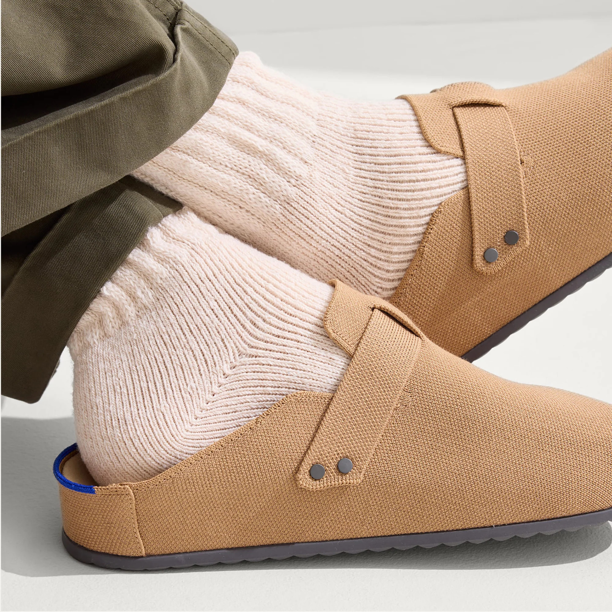The Men's Clog in Dove | Rothy's | Rothy's