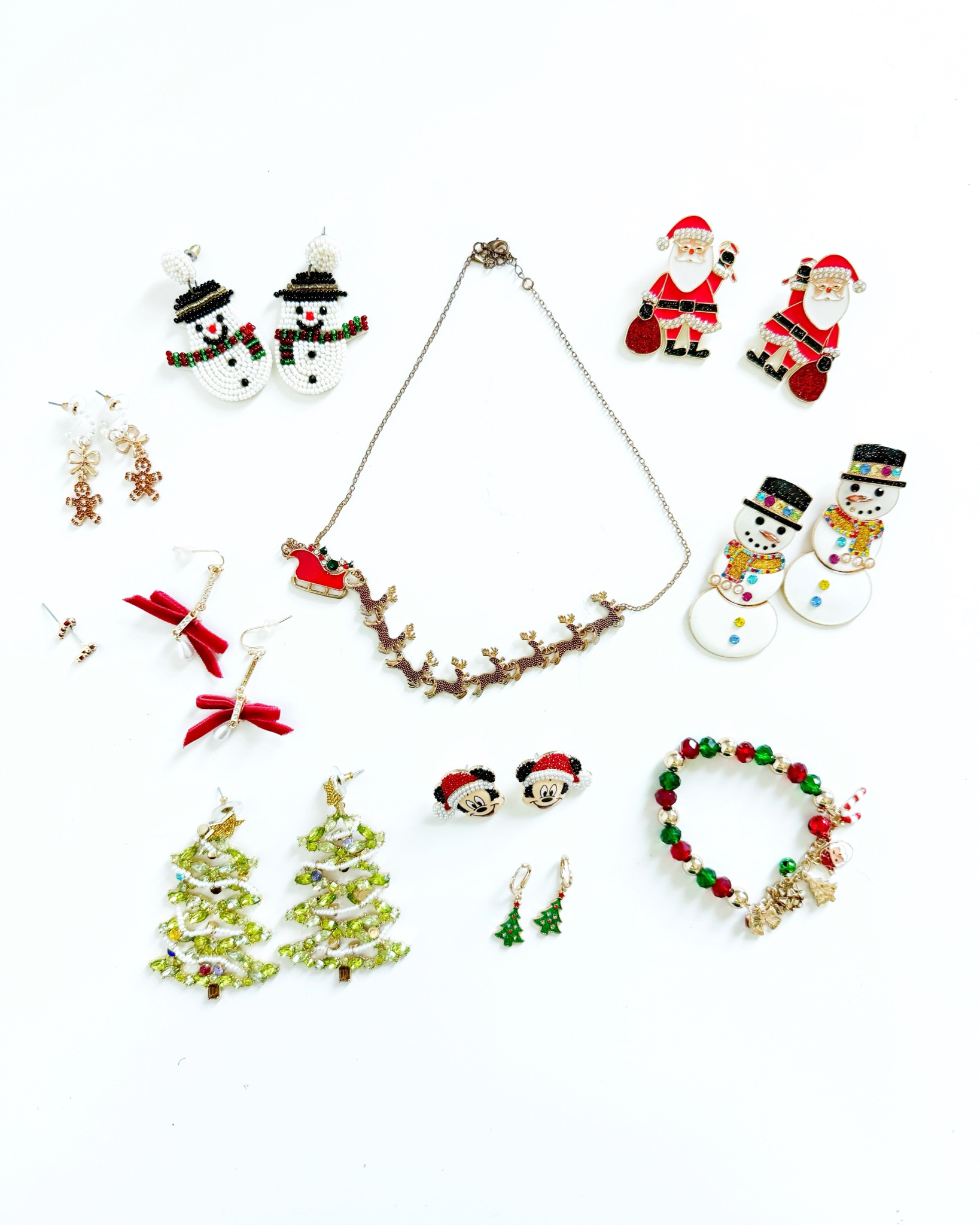 Jewelry options for you to wear this holiday season ✨ 

Christmas jewelry l holiday jewelry l Christmas outfit l holiday outfit l Christmas earrings l Christmas necklace l Christmas bracelet l Holiday bracelet l holiday earrings l holiday necklace l Christmas accessories l holiday accessories 

#LTKFindsUnder50 #LTKHoliday #LTKSeasonal