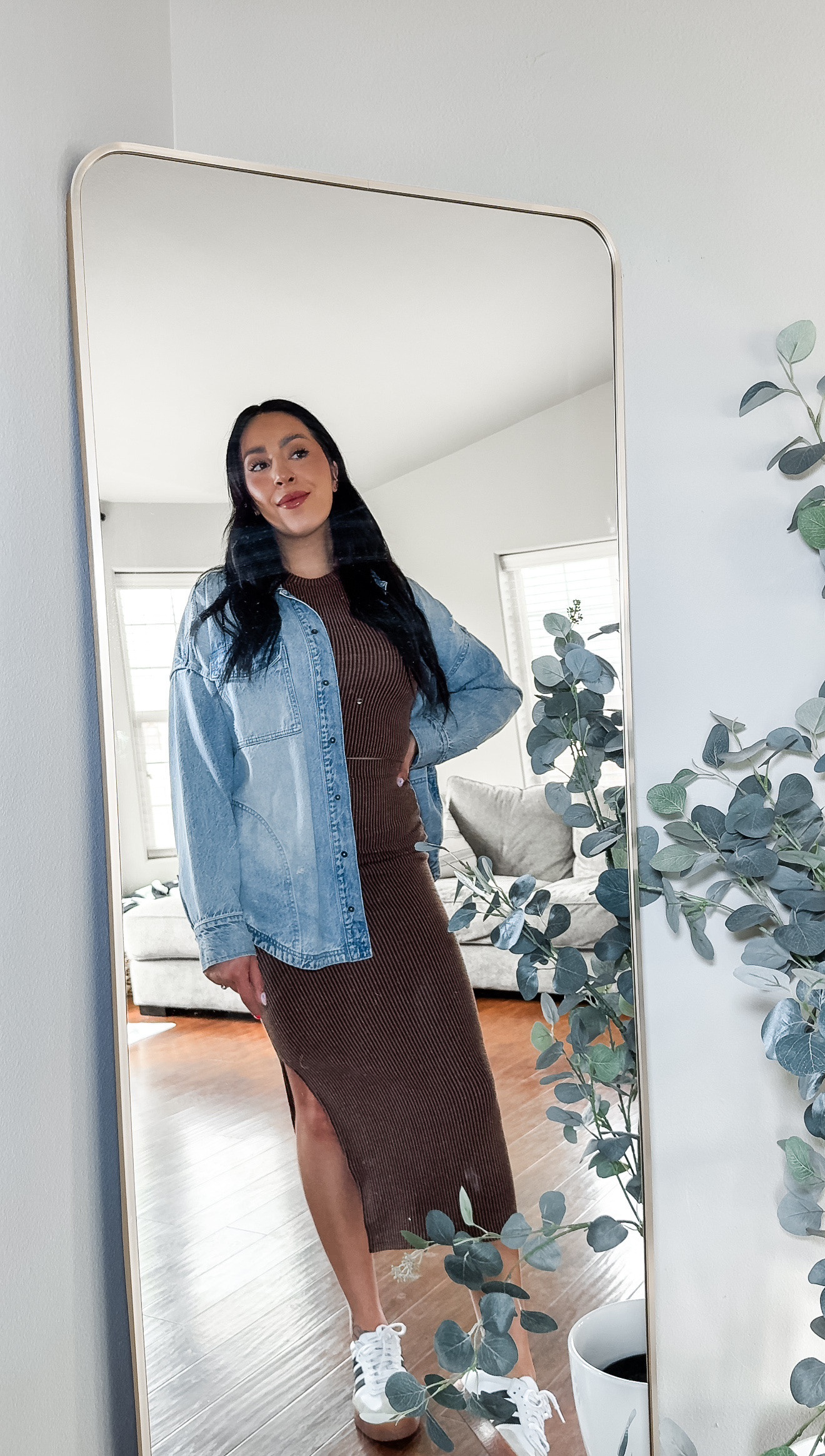 Two piece ribbed set 🤎✨


No boundaries
Walmart finds
Walmart fashion
Affordable
Spring outfit 
Casual style 
Mom fit 
Jean jacket 
Adidas samba 

#LTKStyleTip #LTKShoeCrush