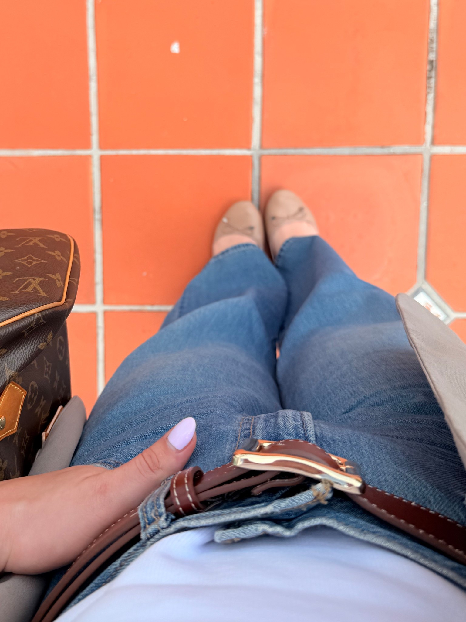 Casual work fit loose high waist jeans brown belt ballerina flats speedy bag

#LTKWorkwear #LTKSummerEdit #LTKFindsUnder100