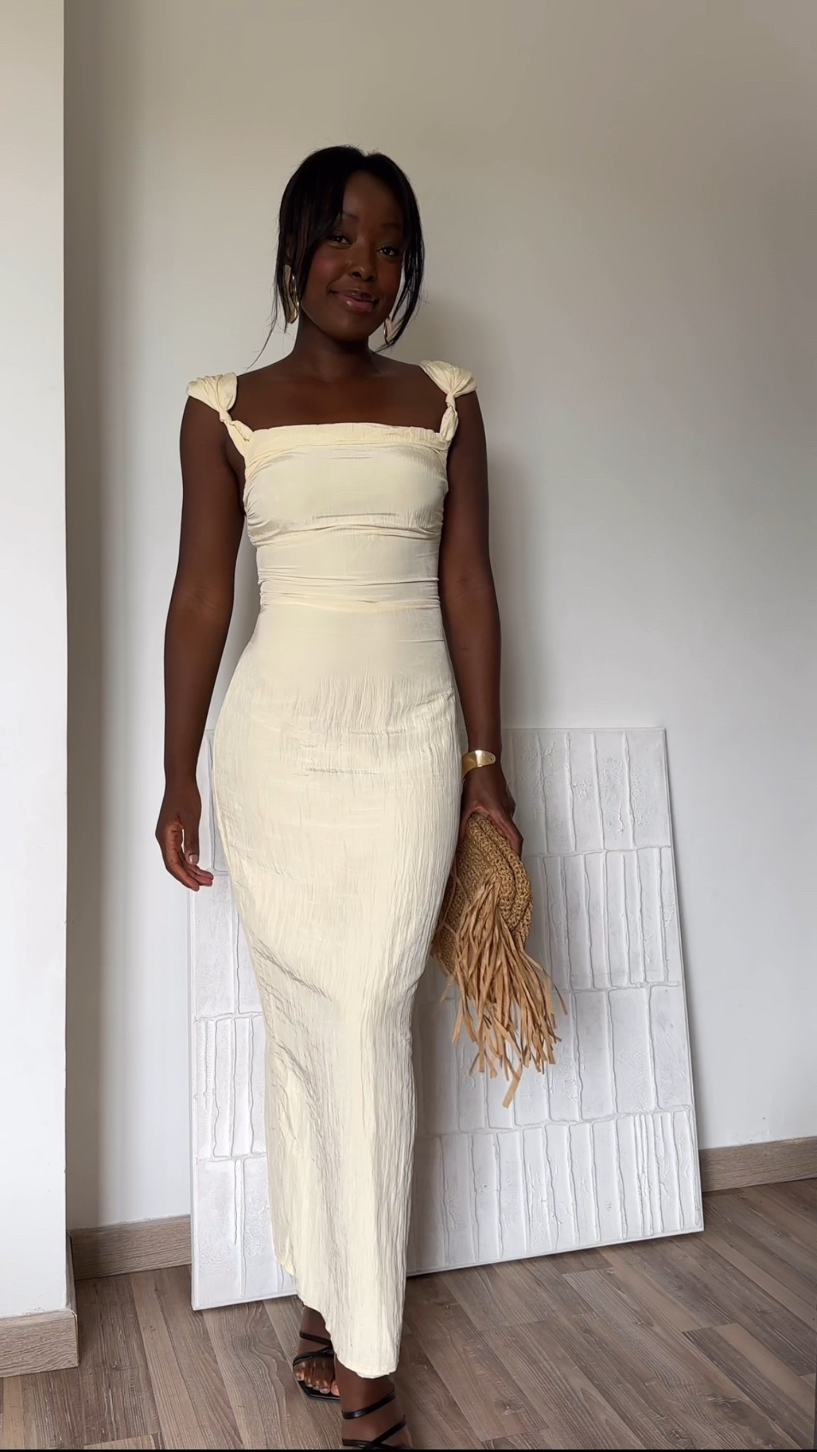 Butter yellow moment 💛🏖️ 
#butteryellow #summerdressinspo

#LTKsummer #LTKfrance