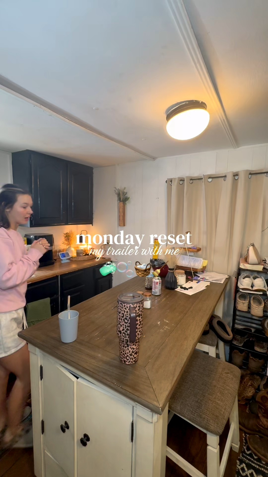 i love a good reset and i’m so excited to get a new couch!! #mondayreset #reset #cleaning #cleanwithme 

#LTKHome #LTKdayinmylife #LTKvlog