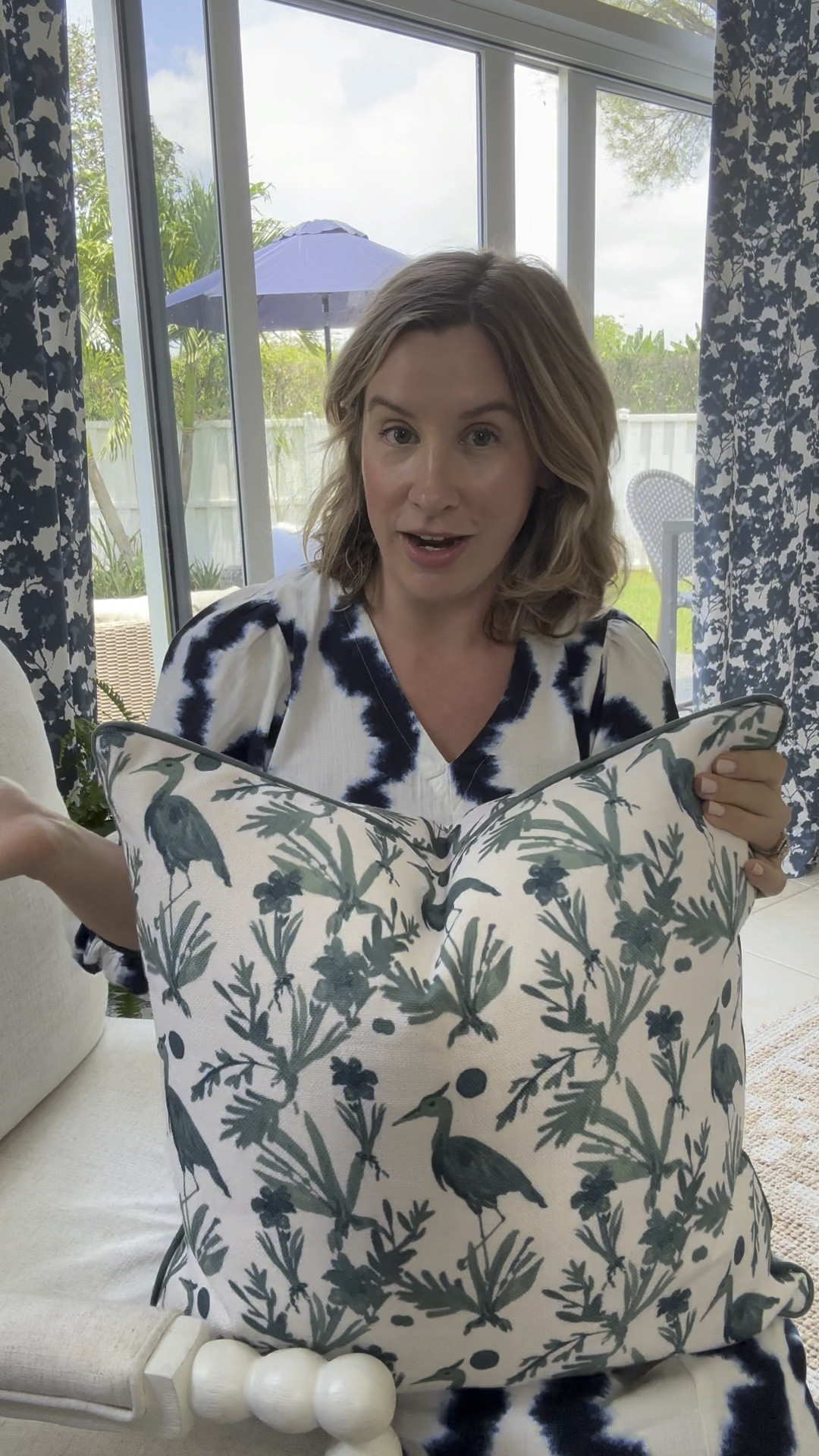 New chinoiserie pillow, Amazon pillow, Jillien harbor. Not sure why I said blue. It’s definitely green 🤦🏼‍♀️  

#LTKHome