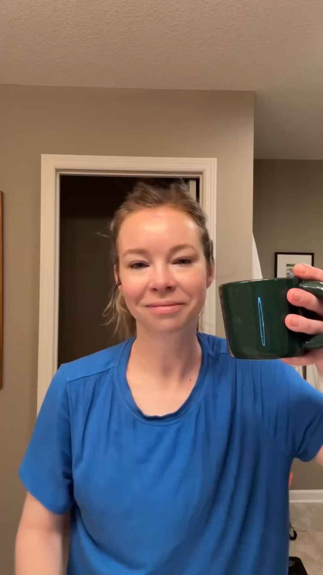 My realistic 10-minute morning routine. 💄 

Skincare first, quick makeup second. Nothing complicated, just a simple routine that helps my skin look fresh and gets me out the door fast.

Perfect for busy mornings, school drop-off days, or when you want a natural everyday makeup look without spending forever in the mirror.

Products I reach for during this quick routine are linked.

10 minute makeup routine, simple skincare routine, busy mom morning routine, natural everyday makeup, quick morning skincare, realistic makeup routine, everyday beauty routine, easy mom makeup