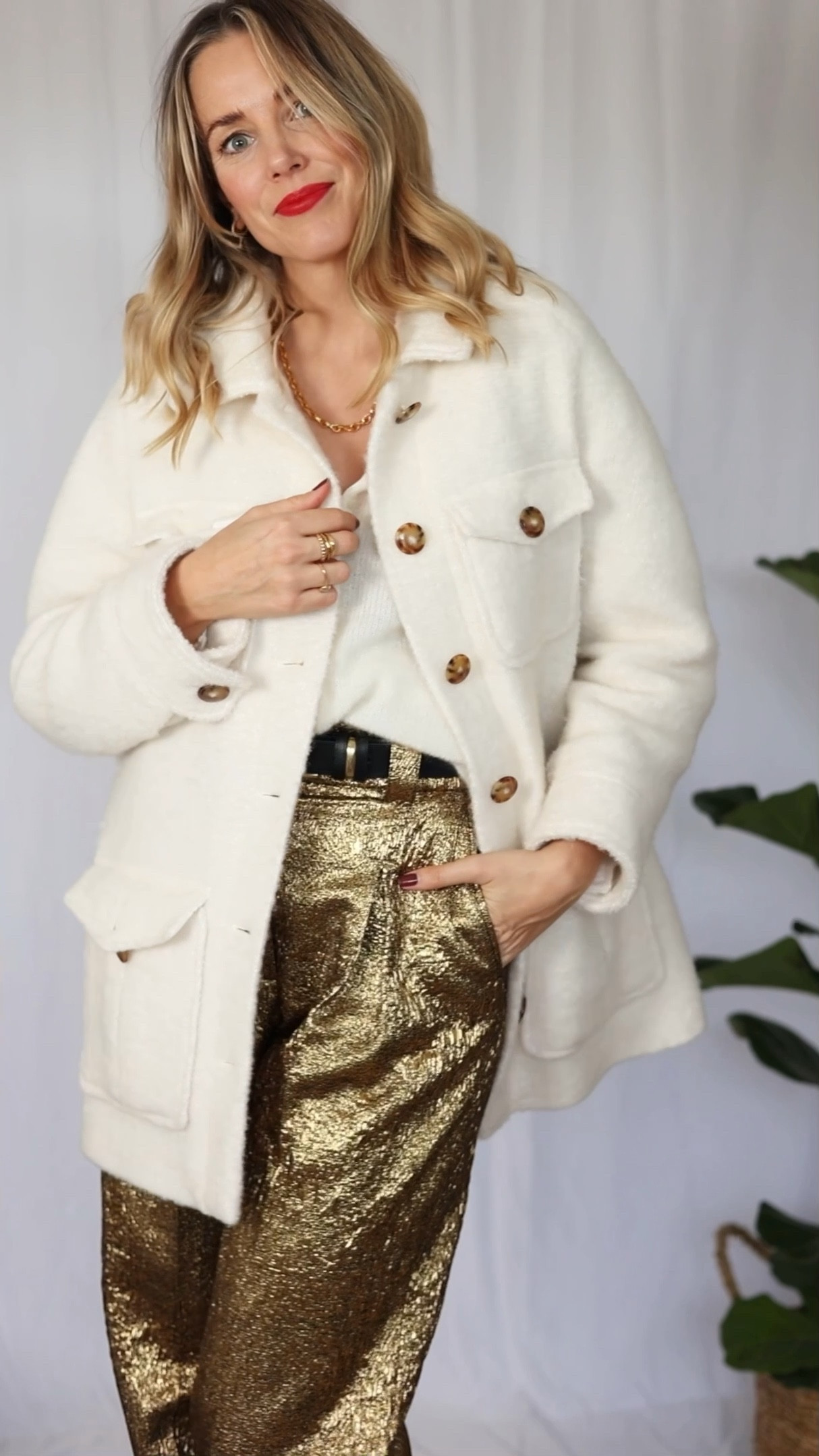 Christmas Day outfit
Christmas outfit 
Sézane 
Party outfit
Sparkly trousers 


#LTKstyletip #LTKeurope #LTKSeasonal