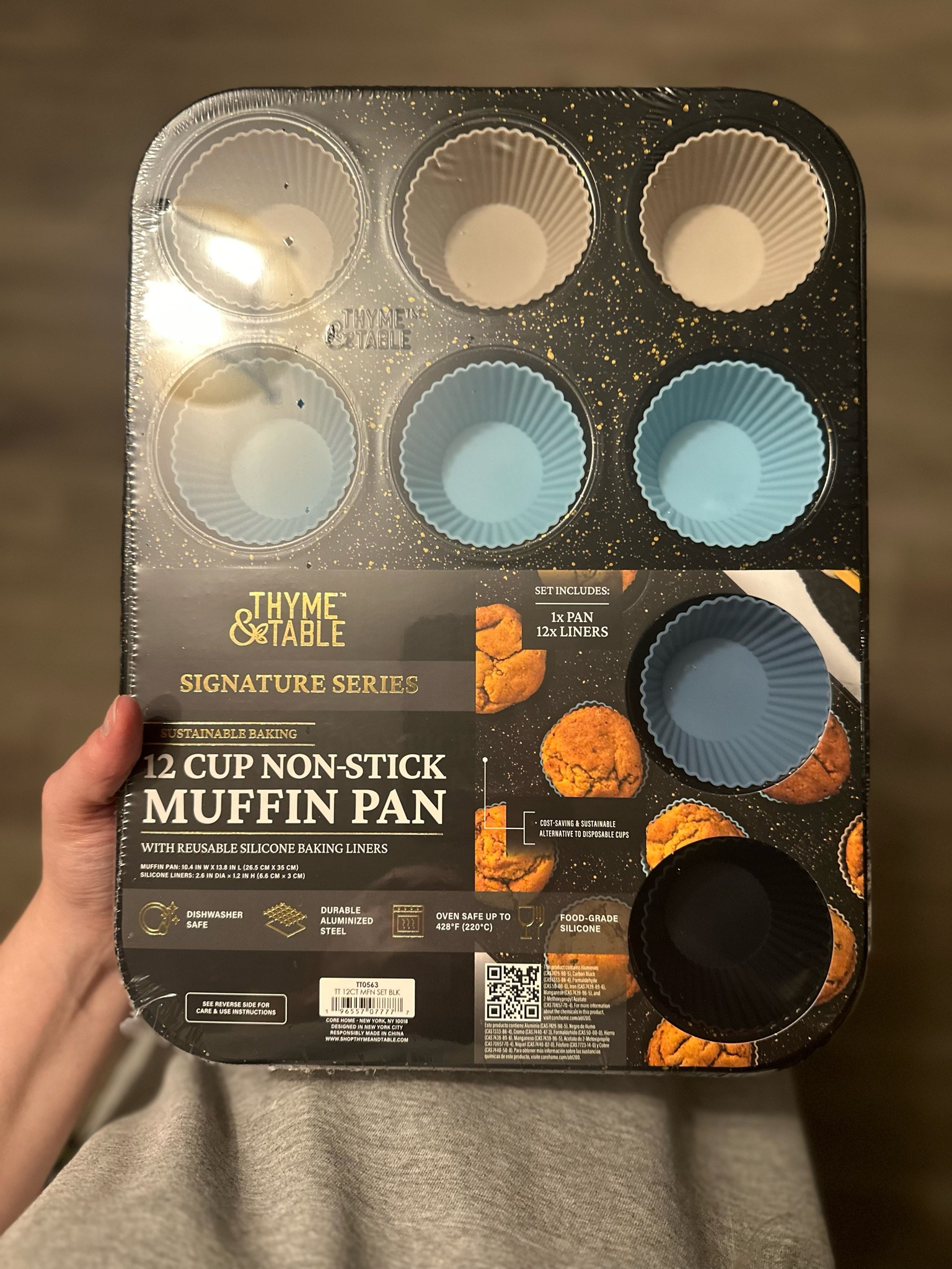 How cute is this mini muffin pan and it comes with reusable silicone liners! 😍 

#LTKHome #LTKGiftGuide #LTKHoliday