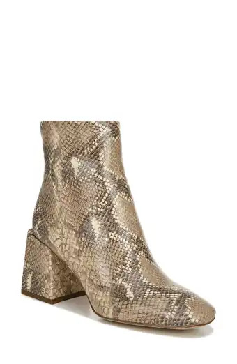 Kaylah Pointed Toe Bootie | Nordstrom