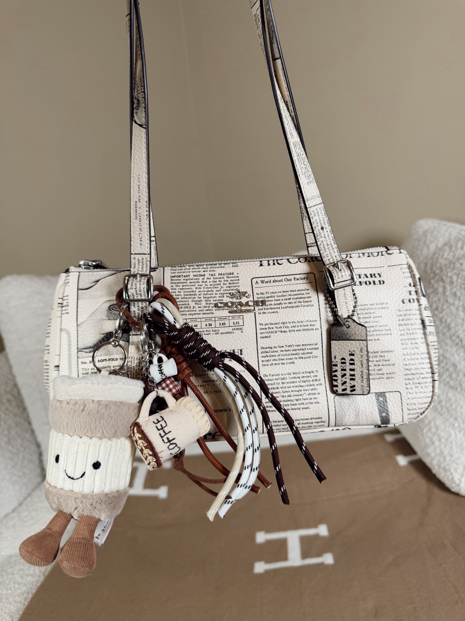 Bag of the day 🗞️☕️ wish I lived in the times when you could only get news from newspapers and catch up while having your morning coffee lol

After learning that the coach outlets newest newspaper print bags are legit Coach news articles and advertisements, I had to crab one! 📰 Comment BAG & I’ll dm you the link🖤
I had to add it to my collection because it’s like carrying around a lil piece of coach history 📰

Coach Asher bag
Coach bag
Coach bags 



#LTKNYFW #LTKValentine #LTKdayinmylife