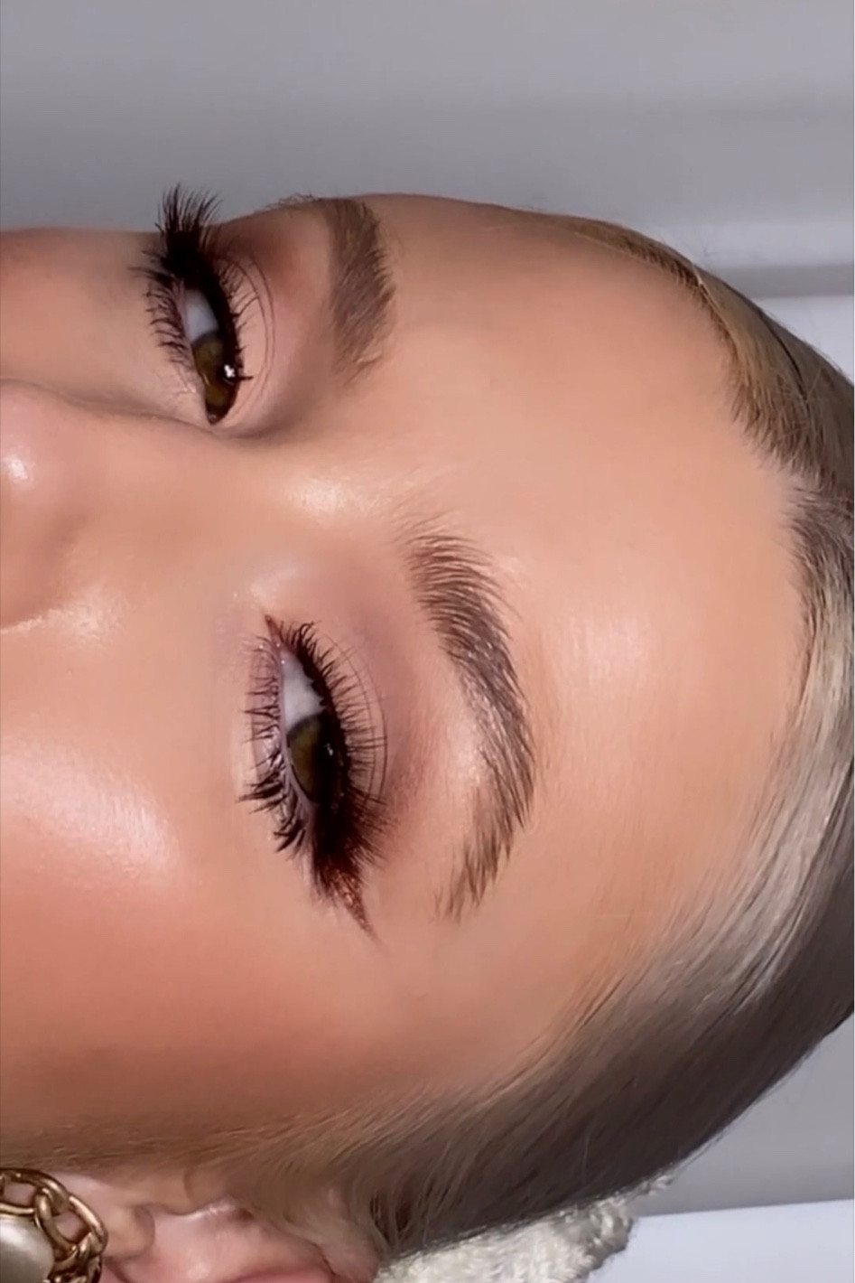 Soft neutral glam makeup 

#LTKSpringSale #LTKSeasonal #LTKbeauty