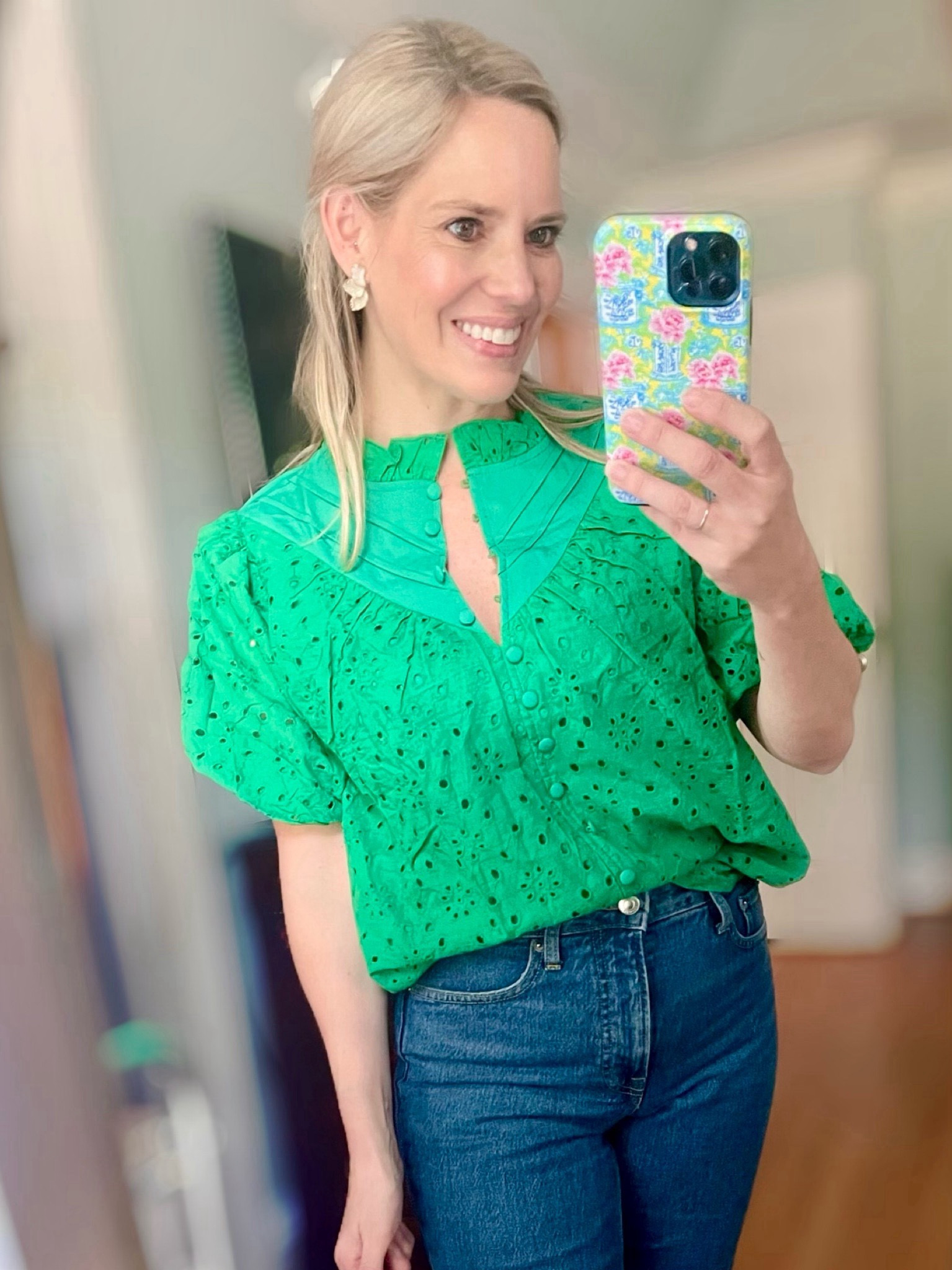 Puff sleeve blouse 

#LTKFindsUnder50 #LTKFindsUnder100 #LTKOver40