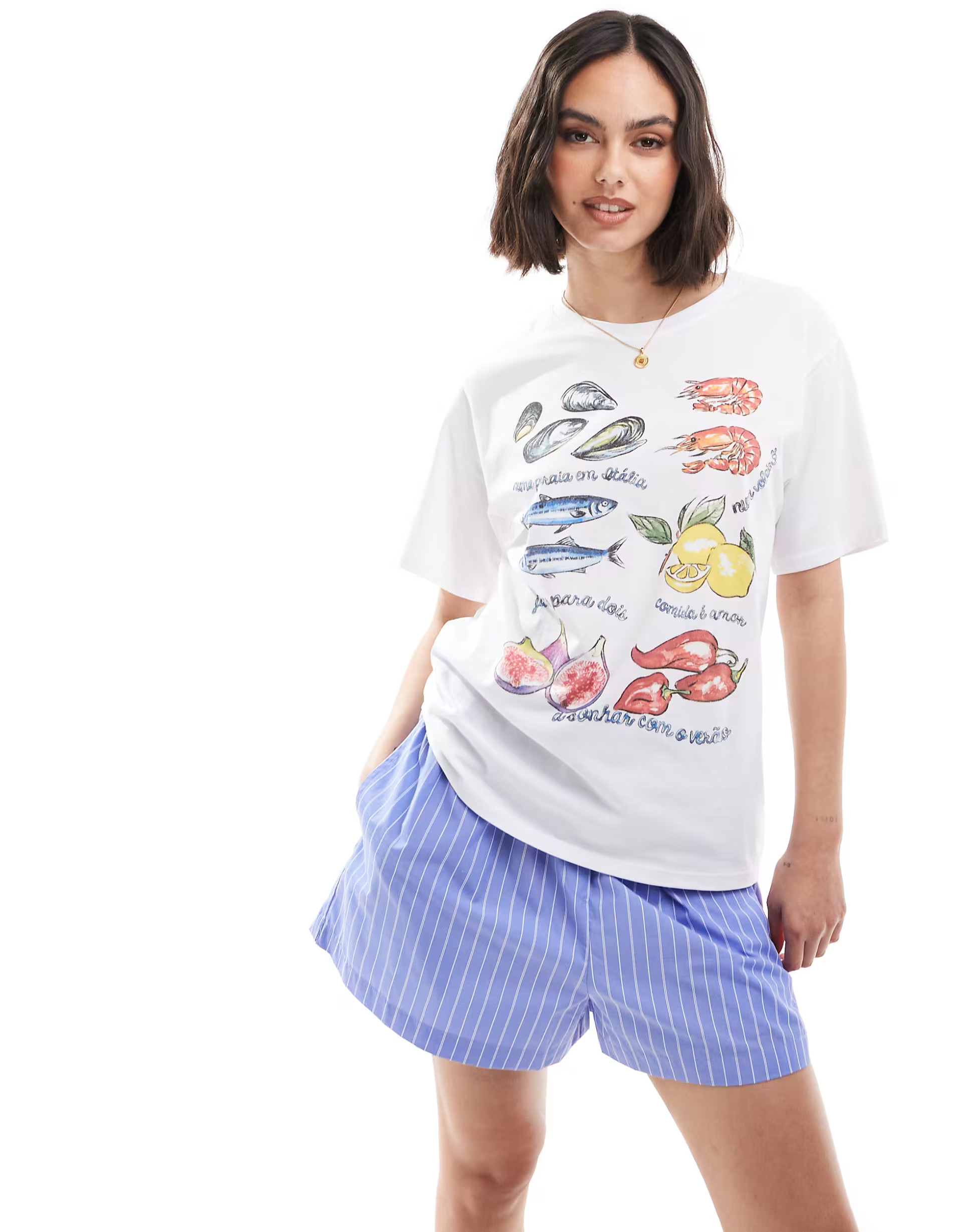 Stradivarius graphic oversized t-shirt in white | ASOS (Global)
