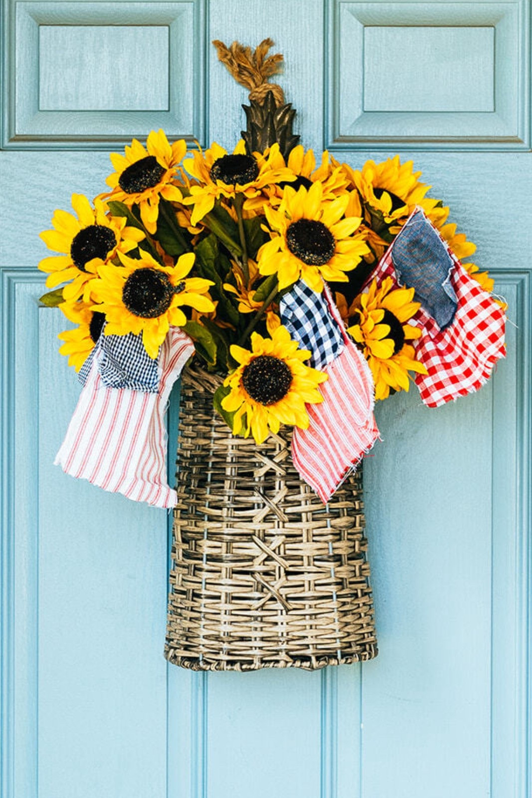 Summer door decor inspo ❤️🤍💙🌻 #doordecor #doorbasket #sunflowers

#LTKFamily #LTKSummerEdit #LTKHome