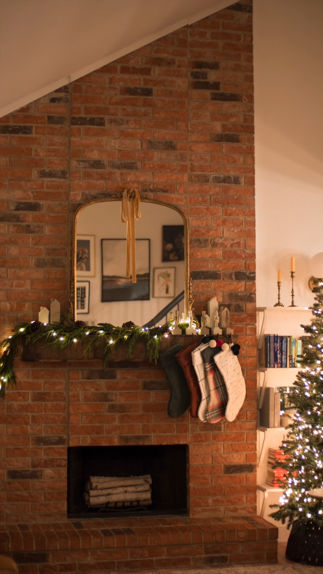 Christmas mantle decor and inspo! 

#LTKHome #LTKSeasonal #LTKHoliday