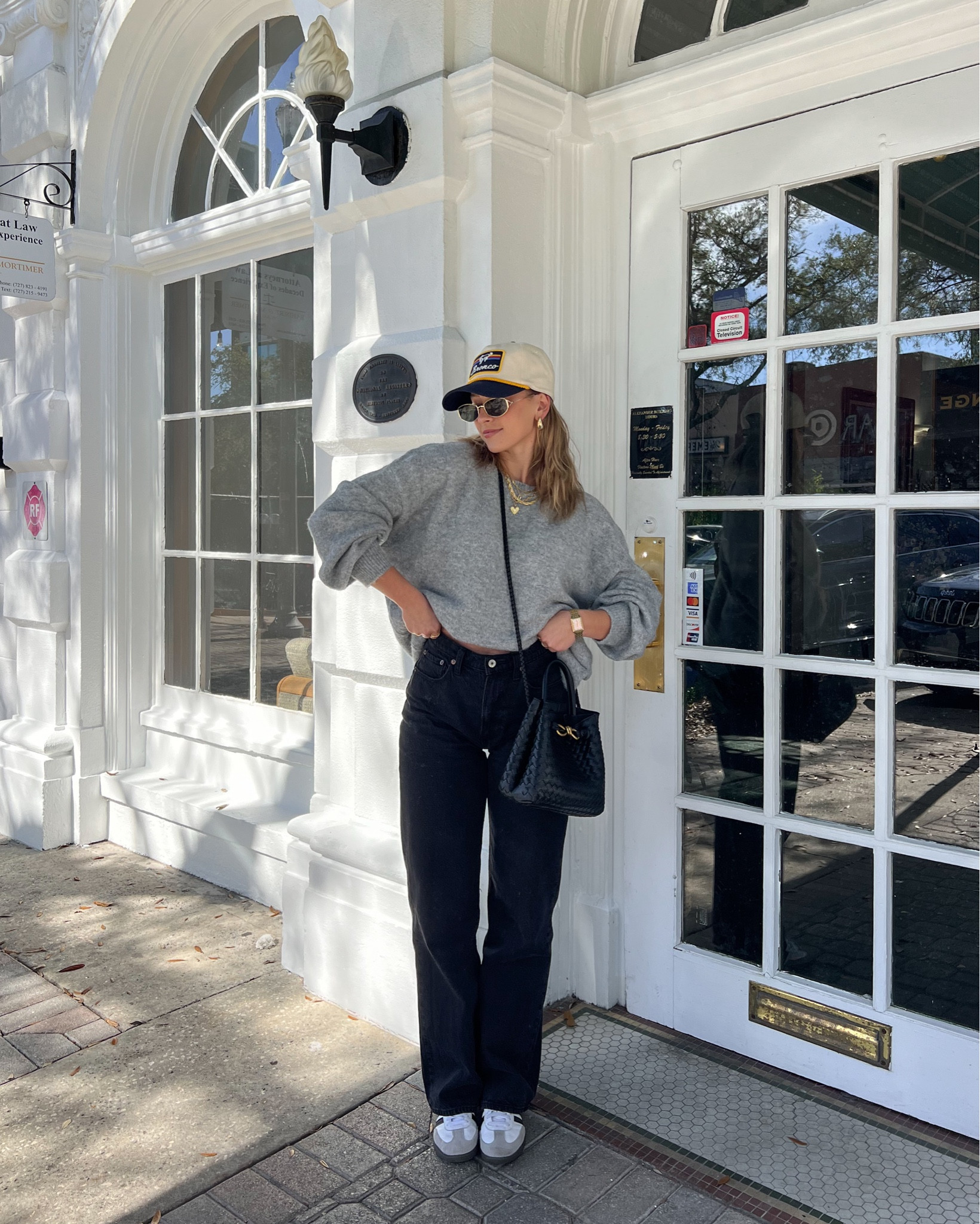 Grey comfy and cozy outfit of the day 🫶🏼 oversized sweater, oversized grey sweater, winter outfits, winter fashion 2024, black jeans, baggy black jeans, abercrombie jeans, Adidas samba outfits, trucker hat outfits, casual brunch outfits, everyday outfit inspo

