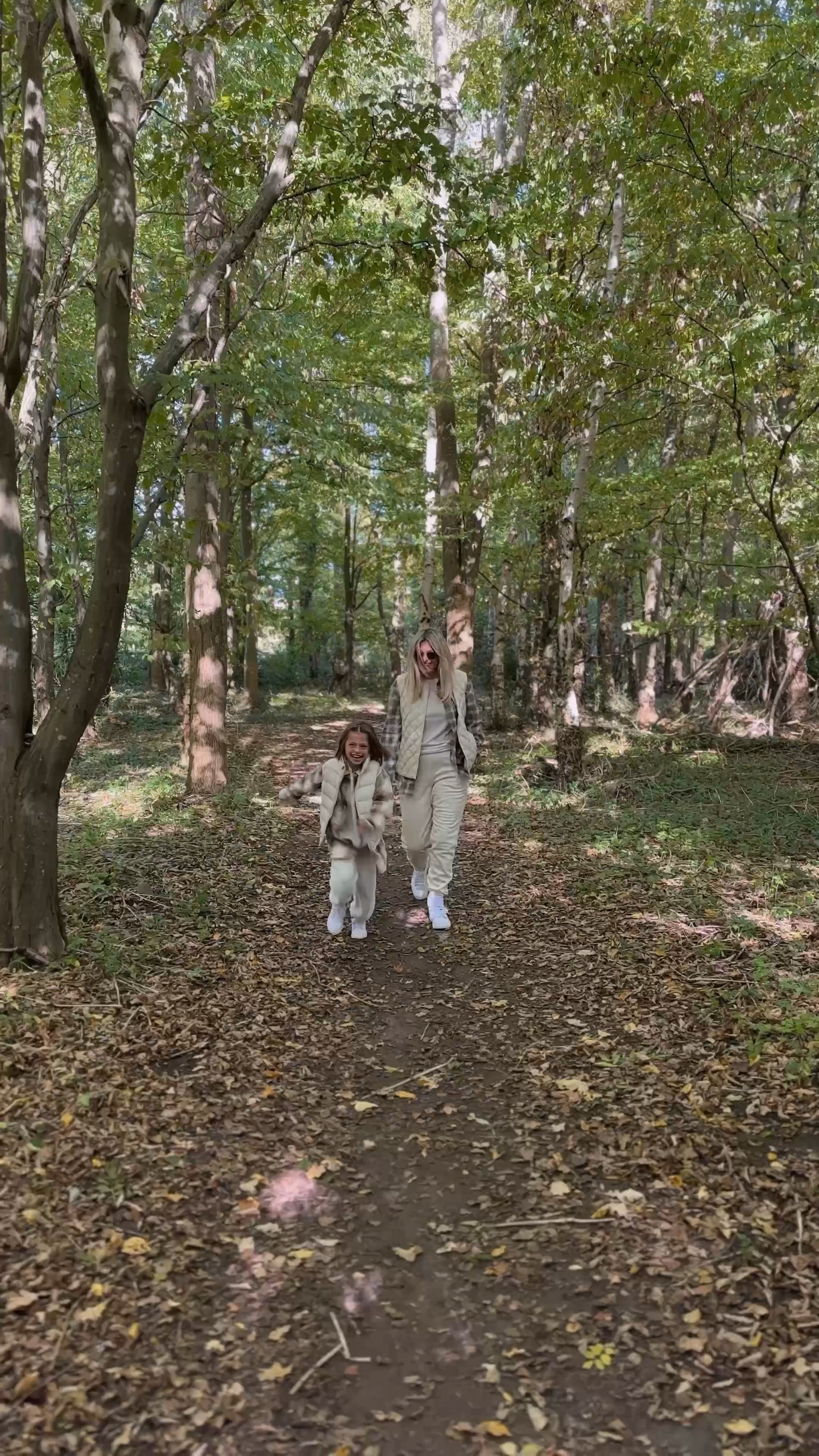 AD Vests should be mandatory considering the weather never knows whether it’s coming or going throughout the day! We picked the cosiest outfits for our winter weekends from @uniqloeurope! #Lifewear 

#LTKeurope #LTKSeasonal