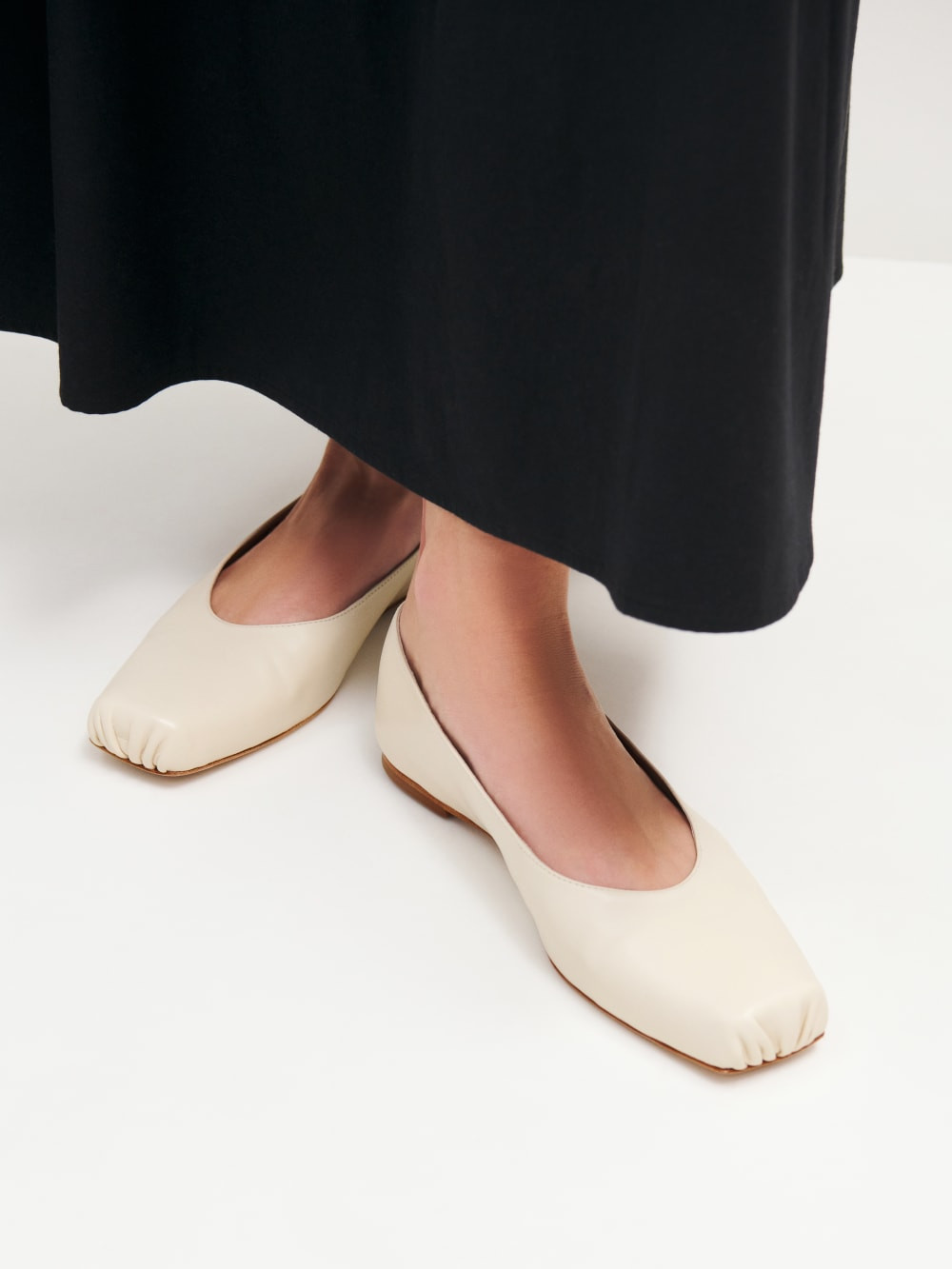 Mikayla Ballet Flat | Reformation (Global)