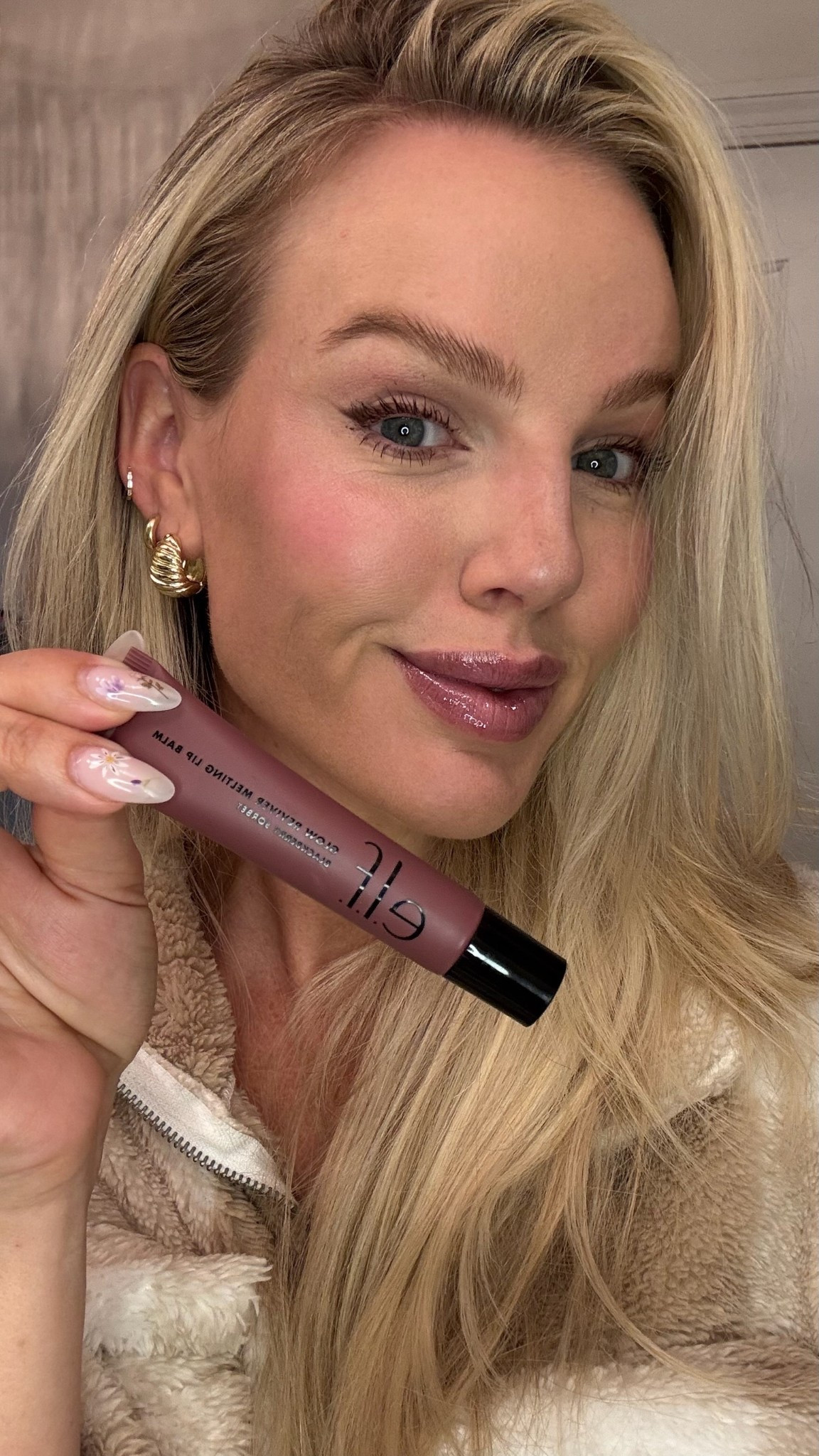Obsessed with this new lip combo from @elfcosmetics 

#elfmeltinglipbalm #elfpartner #elfcosmetics #elfingamazing


#LTKBeauty #LTKFindsUnder50
