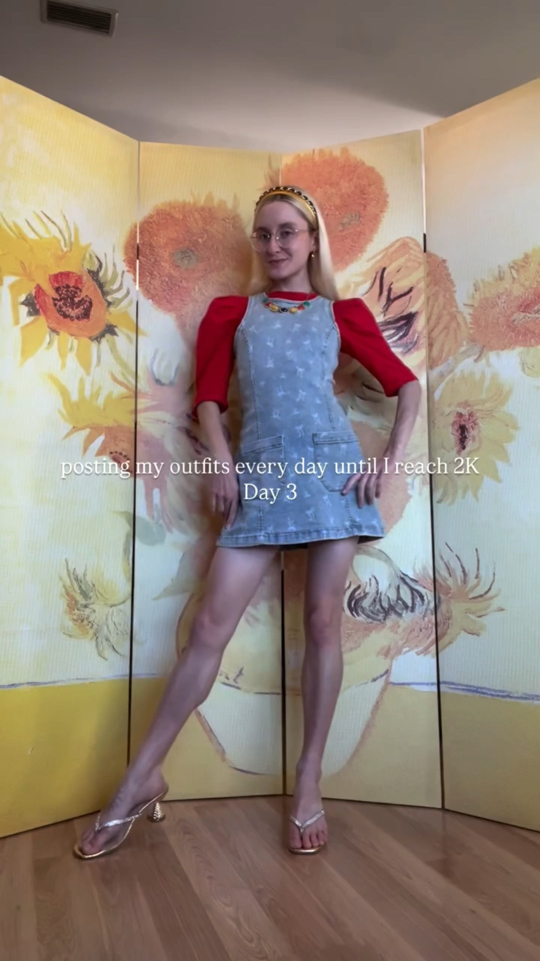 A ‘fit from the feed - the Instagram feed 🥰📱I’m really hoping to reach 2K followers there by the end of the month 🥹🫶🏻 Follow me at the same handle ✨ @carsonrubykimmerly ✨ and let me know you’re from LTK in the comments! 💬 I like to follow back 🤭

Shop exact pieces and close matches 🛍️👇🏻

#ootd #outfit #dress #denimdress #redtop #redorange #puffsleeve

#LTKootd #LTKPetite