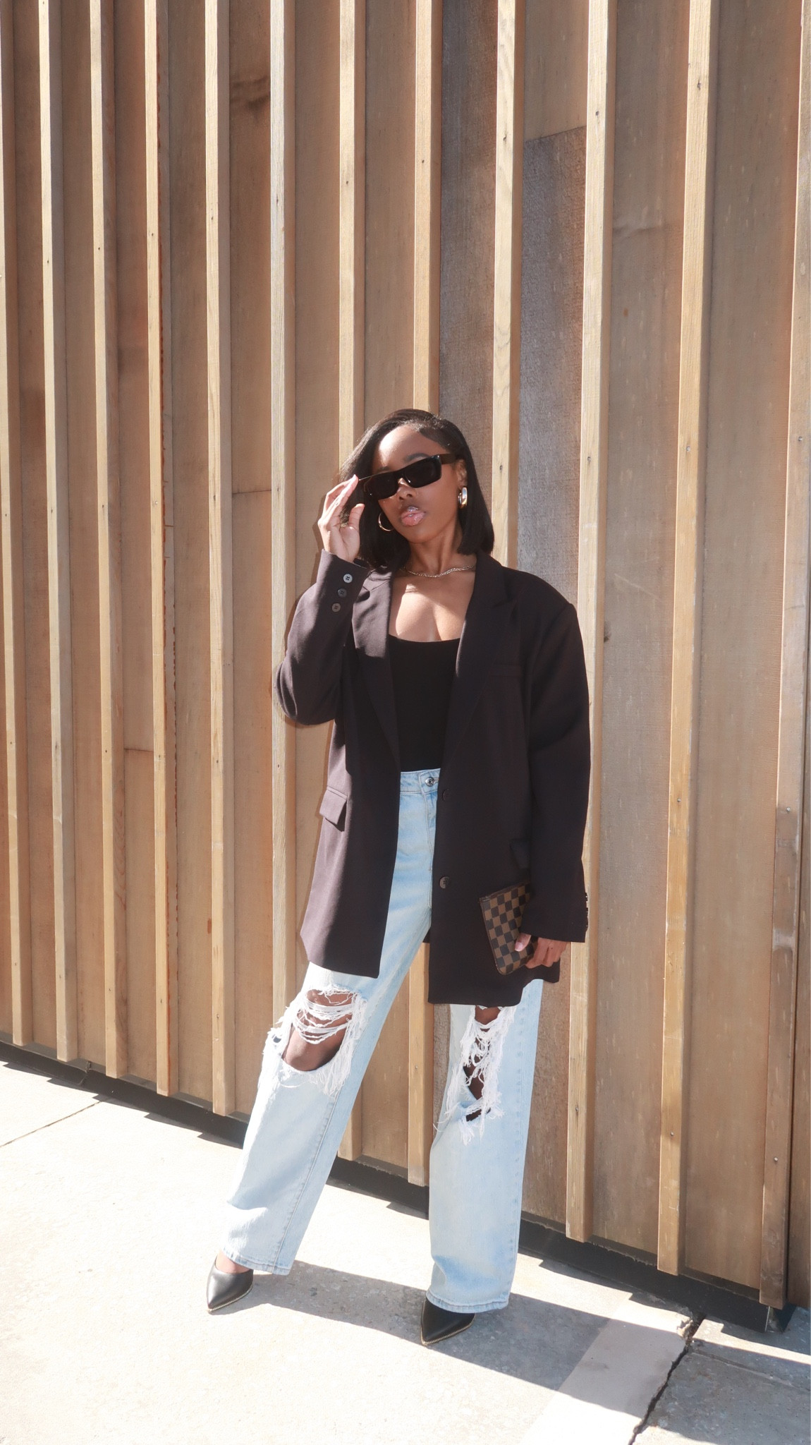 Women in black 🖤

#LTKMostLoved #LTKbeauty #LTKSeasonal