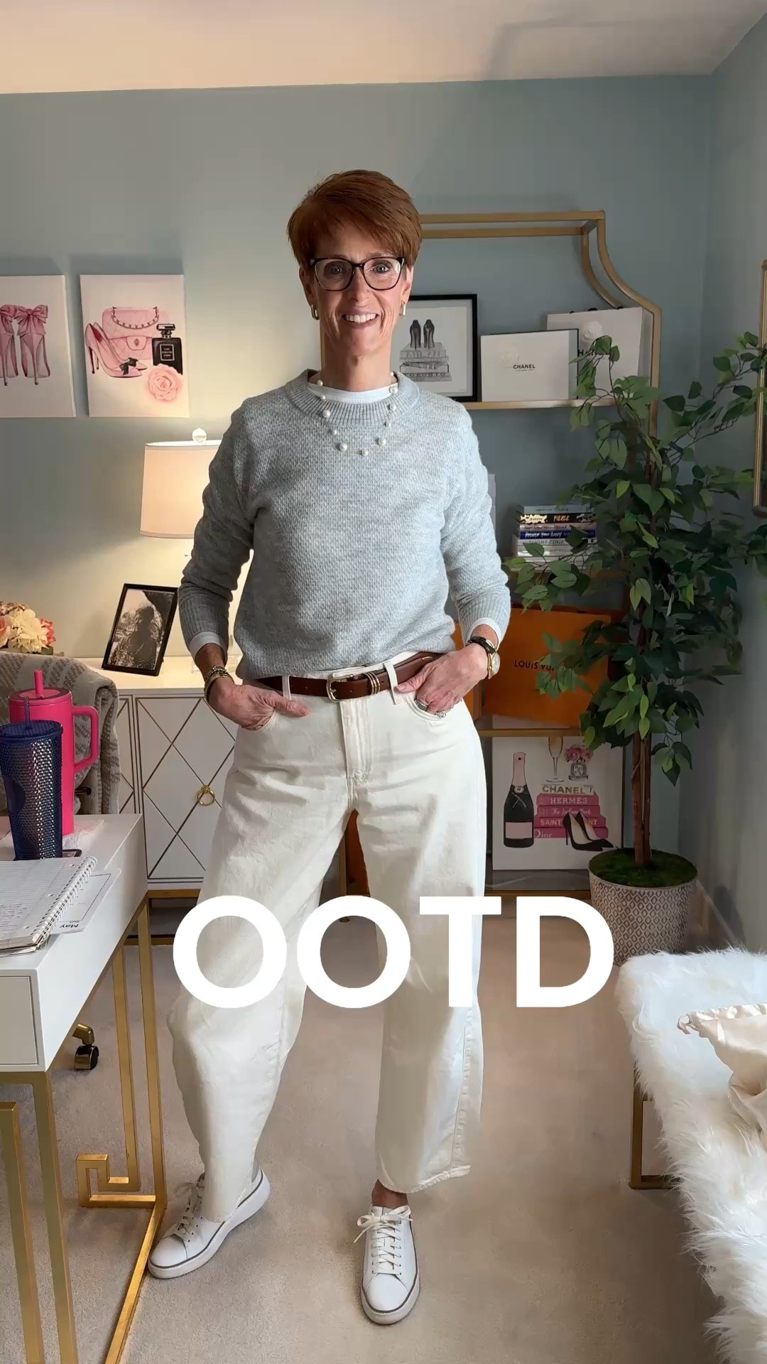 OOTD
Tee, grey crewneck sweater, cream barr l jeans
Sweater medium
Jeans 30

#LTKootd #LTKTall #LTKOver40