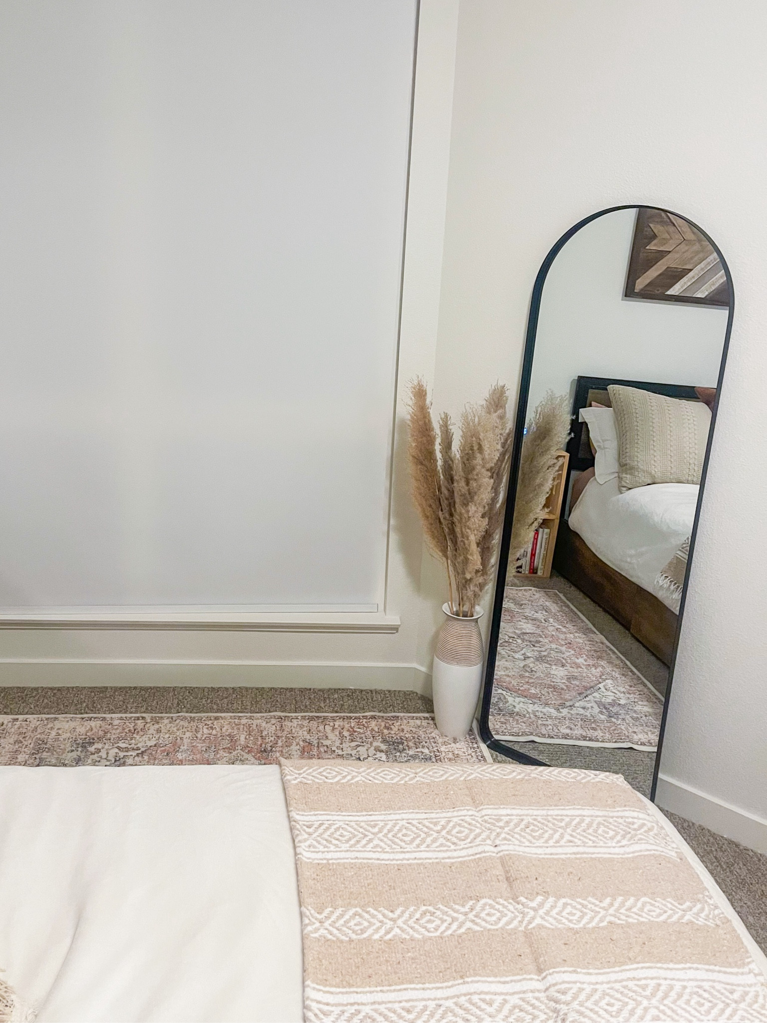 Simple and neutral details in my bedroom! All very inexpensive, and mostly from Amazon!!

#LTKsalealert #LTKhome