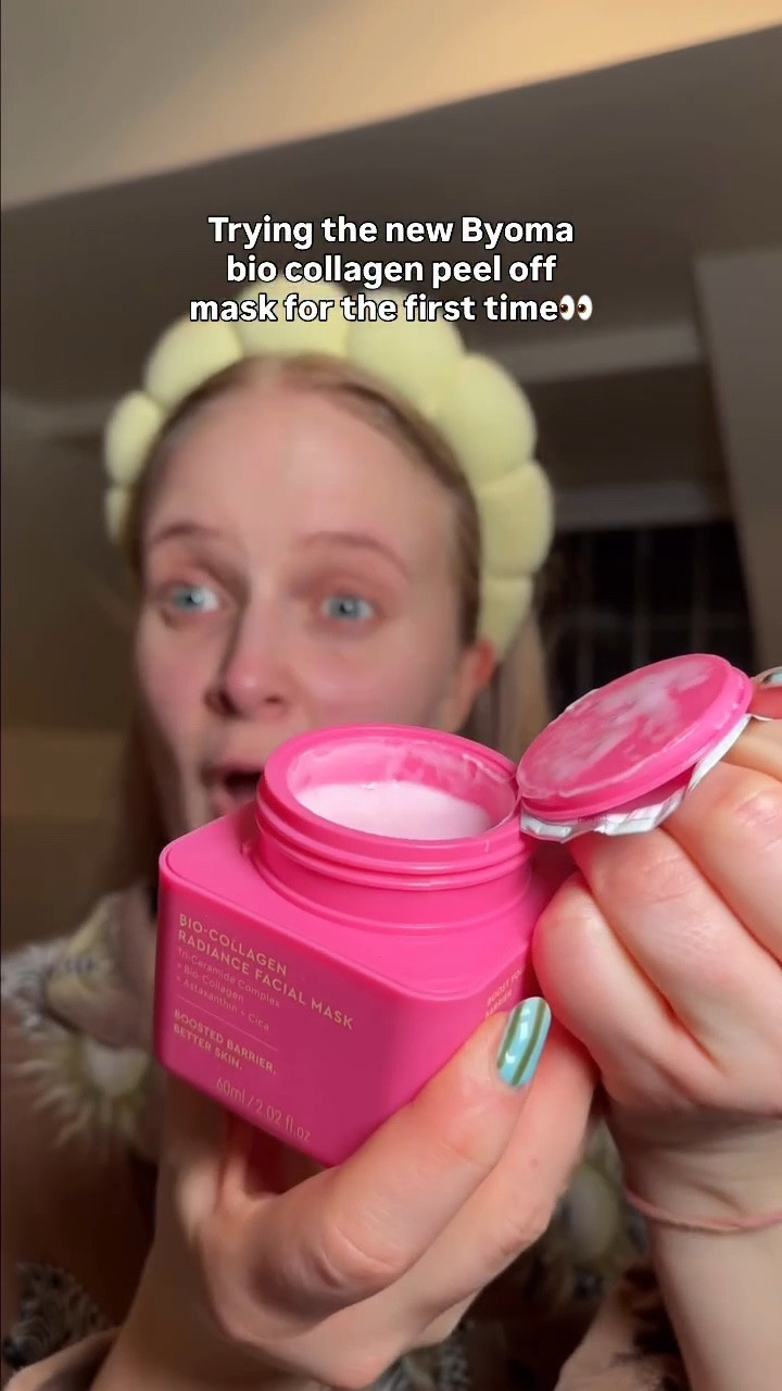 Really wasn’t expecting that glow tbf👀 

I’ve got to say, I wasn’t expecting to like this bc I’ve heard such mixed reviews but I really loved what it immediately did to my skin🙂‍↕️

@byoma (gifted)

#byoma #peeloffmask #facemask #ukskincare