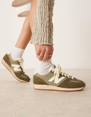 New Balance 471 unisex trainers in green and white detail | ASOS (Global)