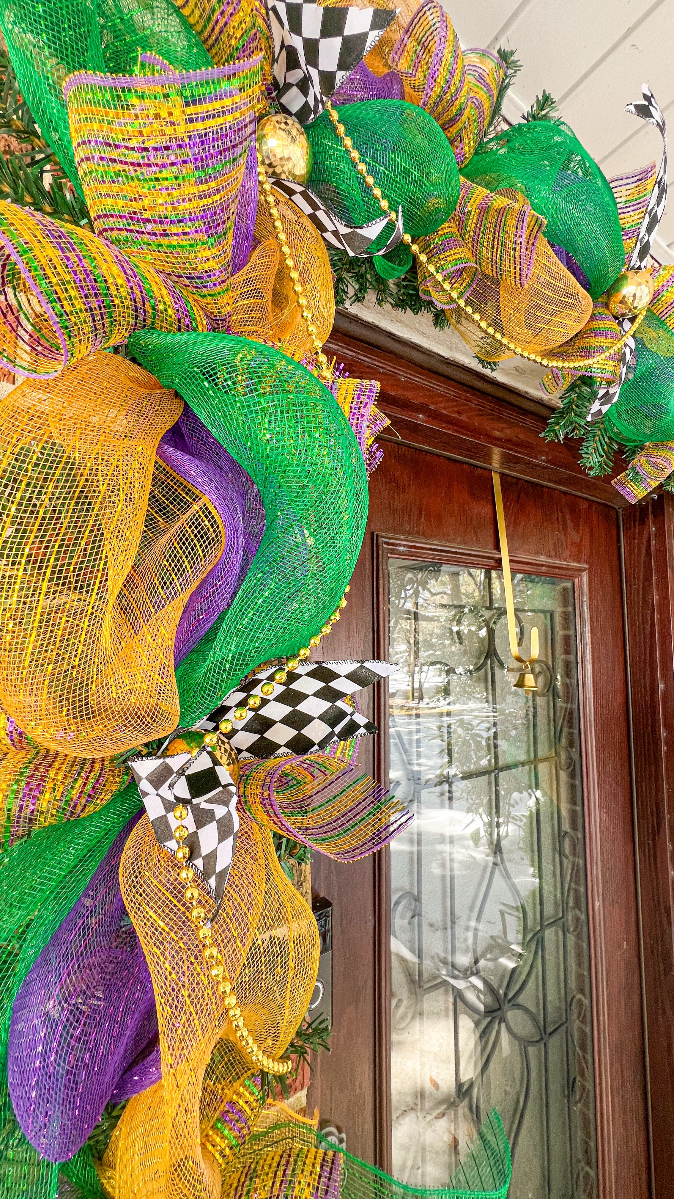 Add a festive touch to your Mardi Gras celebrations with this easy DIY garland! 🎭💜💚💛 Perfect for decorating your mantle, party table, or doorway, this colorful project is simple, fun, and budget-friendly. Let the good times roll with creative decor that will wow your guests! #DIYMardiGras #FestiveDecor #letthegoodtimesroll 

#LTKParties #LTKHome #LTKSeasonal