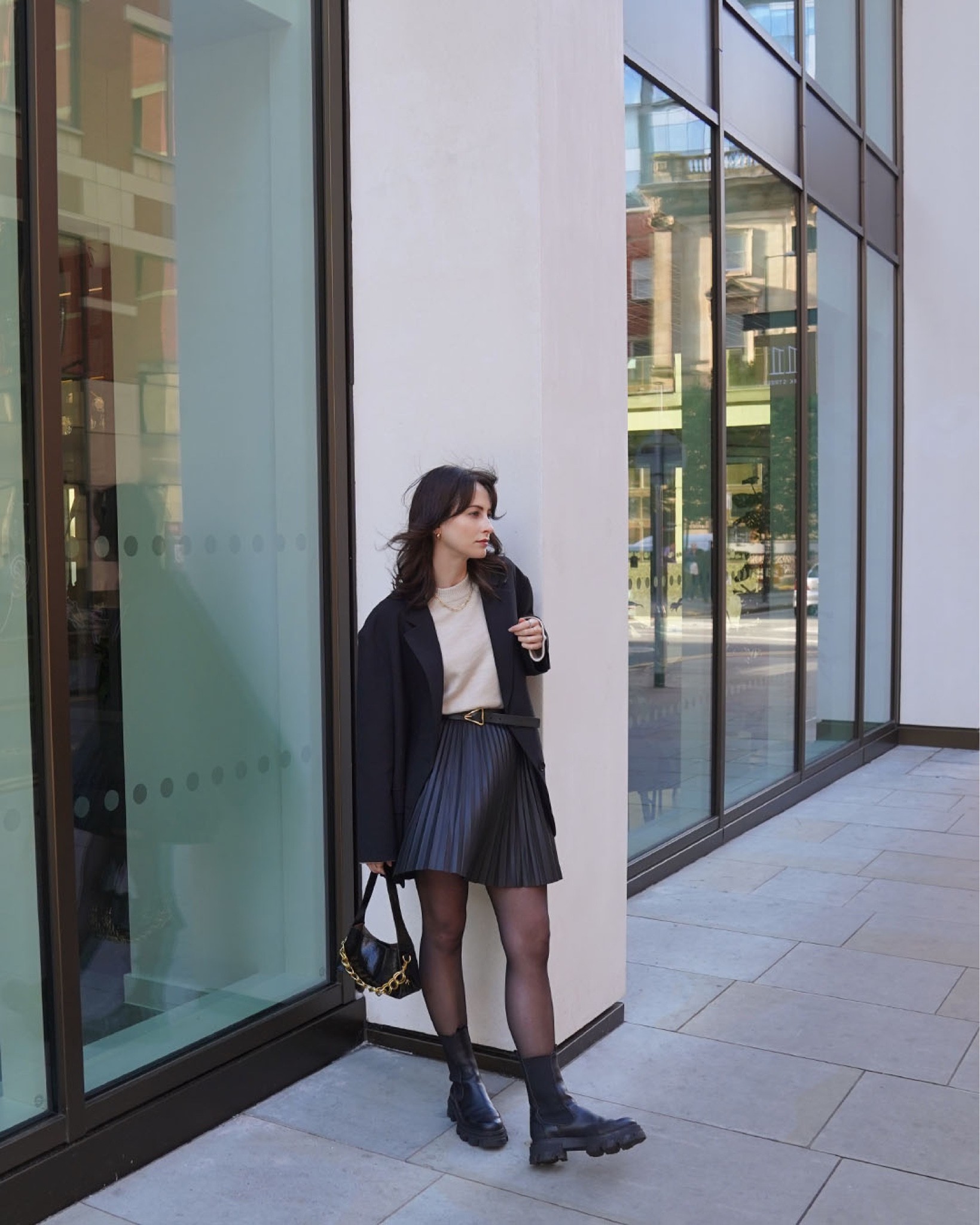 knitwear French connection 
leather skirt French connection 
boots Ganni v coggles use discount code HANNI15 for 15% off + free NDD
ganni dupe boots mango 
black chain bag manu atelier 
Frankie shop black oversized blazer 
open box chain necklace daisy jewellery 
bottega veneta belt 
casual style 
street style 
aw22 outfit ideas 

#LTKfit #LTKeurope #LTKSeasonal