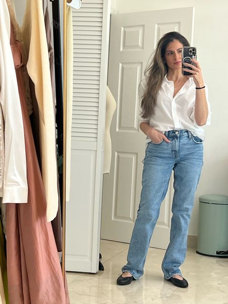 Perfect relaxed everyday look. Bootcut jeans and a cotton button Down

#LTKstyletip #LTKunder100 #LTKFind