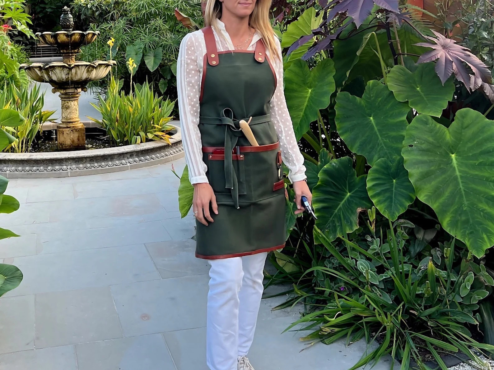 Garden Apron for Women Men, Gardening Apron With Pockets Adjustable Leather Straps Canvas Kitchen... | Etsy (US)