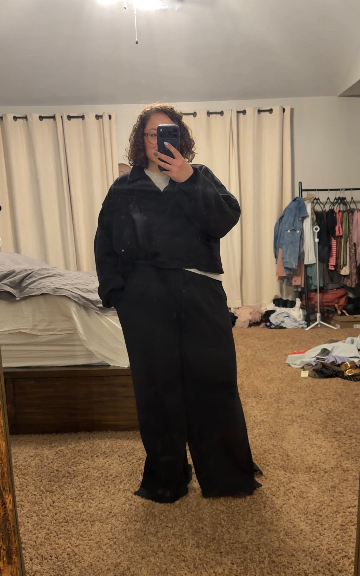 My favorite sweat set! I have it in two colors 😍

Too 1X/2x 
Bottoms 1x 
Shirt xxl 

bust 43  //  waist 42 //  hips 52  //  5’6” 

#LTKootd #LTKPlusSize #LTKMidsize