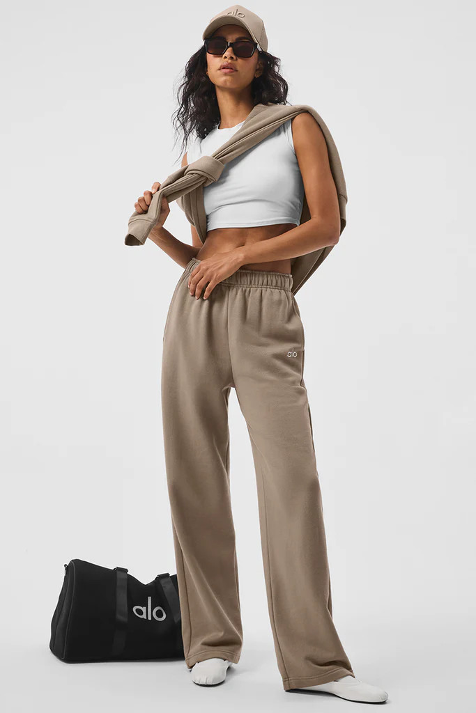 Accolade Straight Leg Sweatpant | Alo Yoga (US)