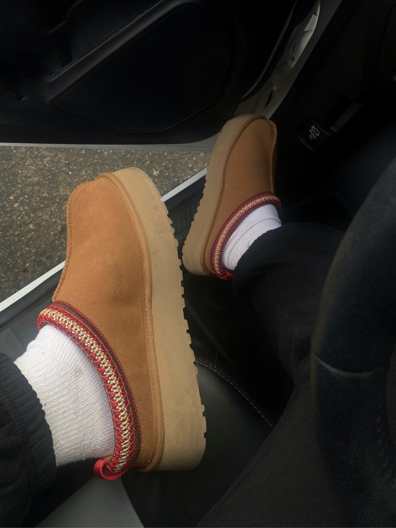 UGG TAZZ 🫶🏼
BRB… will be wearing these ALL winter! I love the white and black Sherpa ones, too! 

#LTKSeasonal #LTKHoliday #LTKGiftGuide