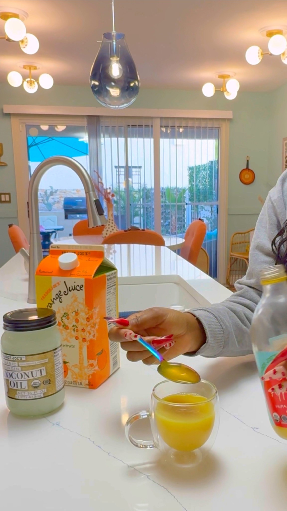 This is what can happen when you take your self-care seriously — from the inside out 💫
People don’t just ask my age… they Google it! 👀
I’m 47, living in Sin City, thriving with 4 grown kids and 5 grandkids — and it all starts with my whole soul morning routine.
✨ Before the glam, it starts here — self-care from the inside out.
💊 Want my complete morning vitamin list? Here it is!
Fulvic Humic blend
Spoonful of coconut oil
Spoonful of apple cider vinegar
Vitamin D3
Collagen Protein
Probiotic + Prebiotic