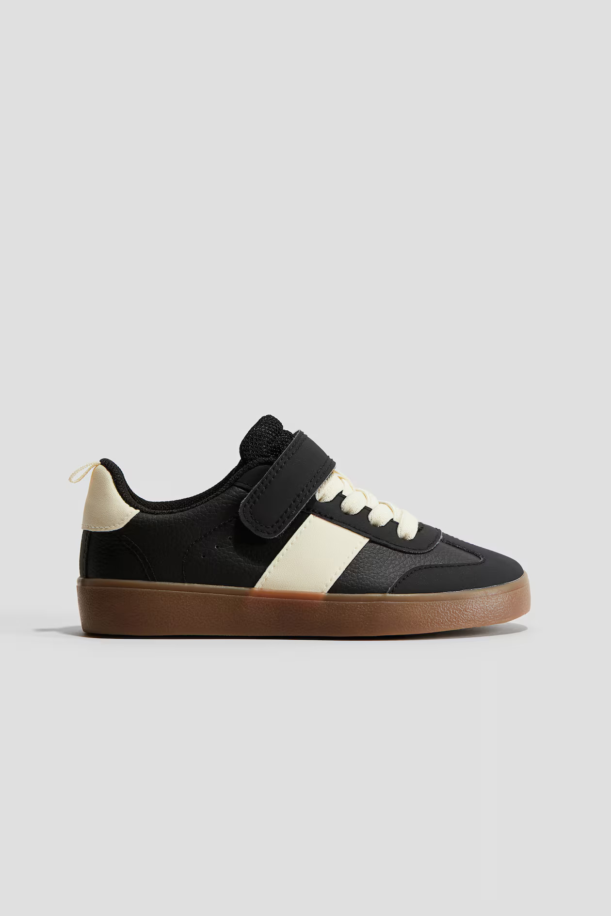 Sneakers | H&M (US + CA)